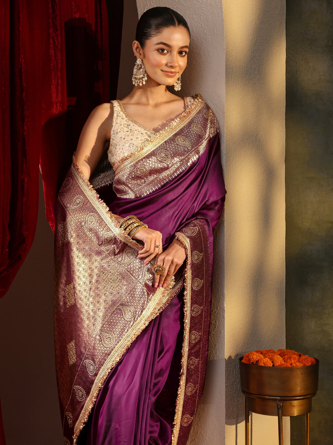 Burgundy Ethnic Silk Blend Saree With Unstitched Blouse Piece