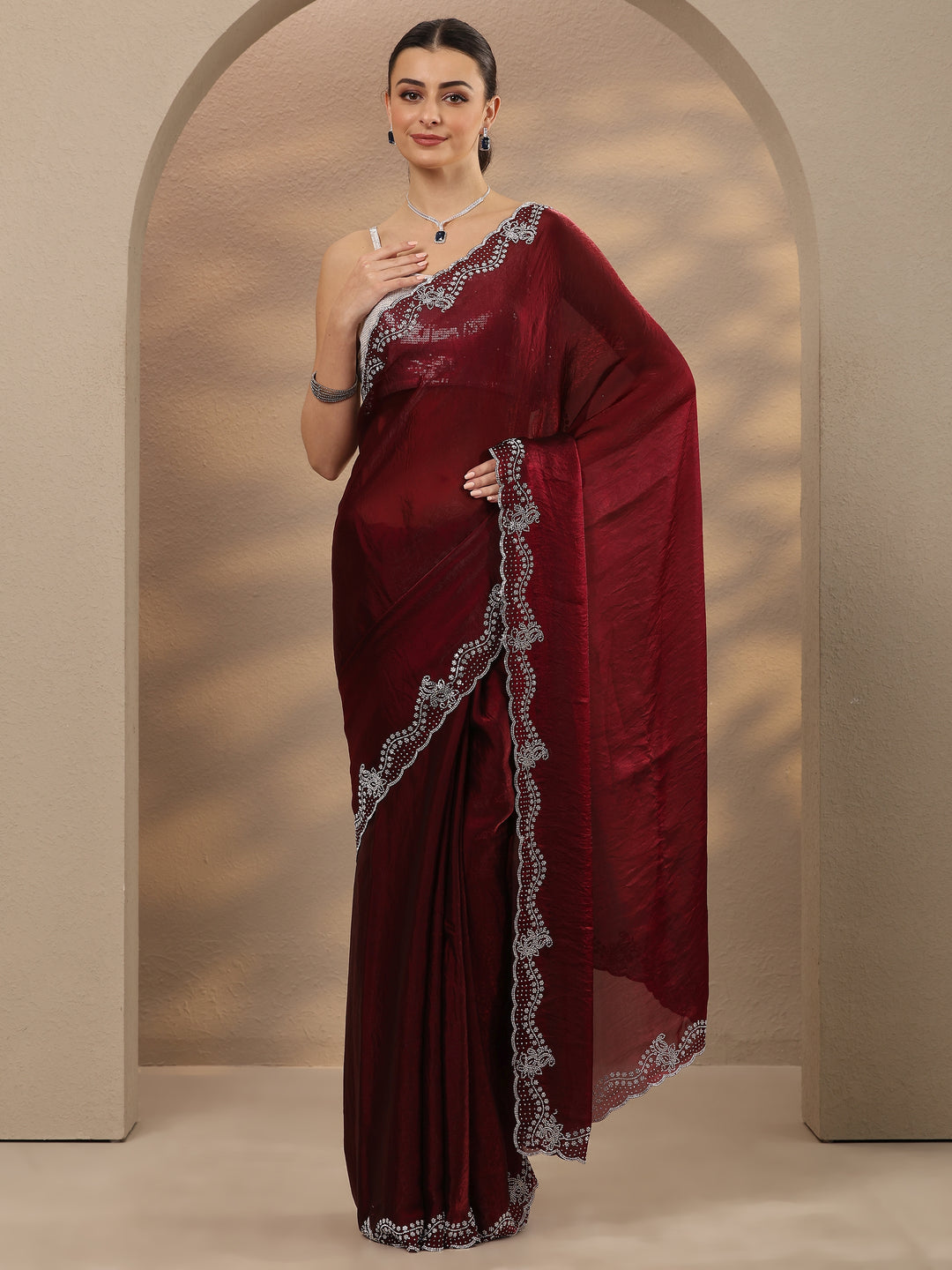 Burgundy Solid Silk Blend Saree With Unstitched Blouse Piece 