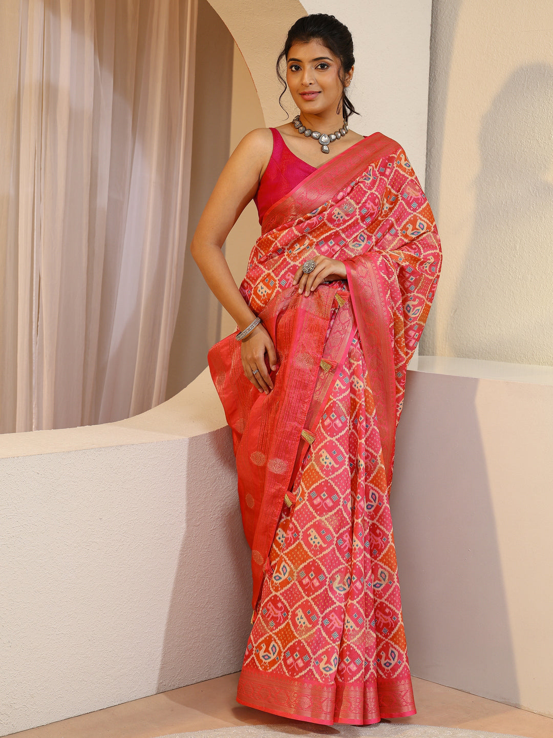 Coral Pink Ethnic Print Silk Blend Patola Saree 