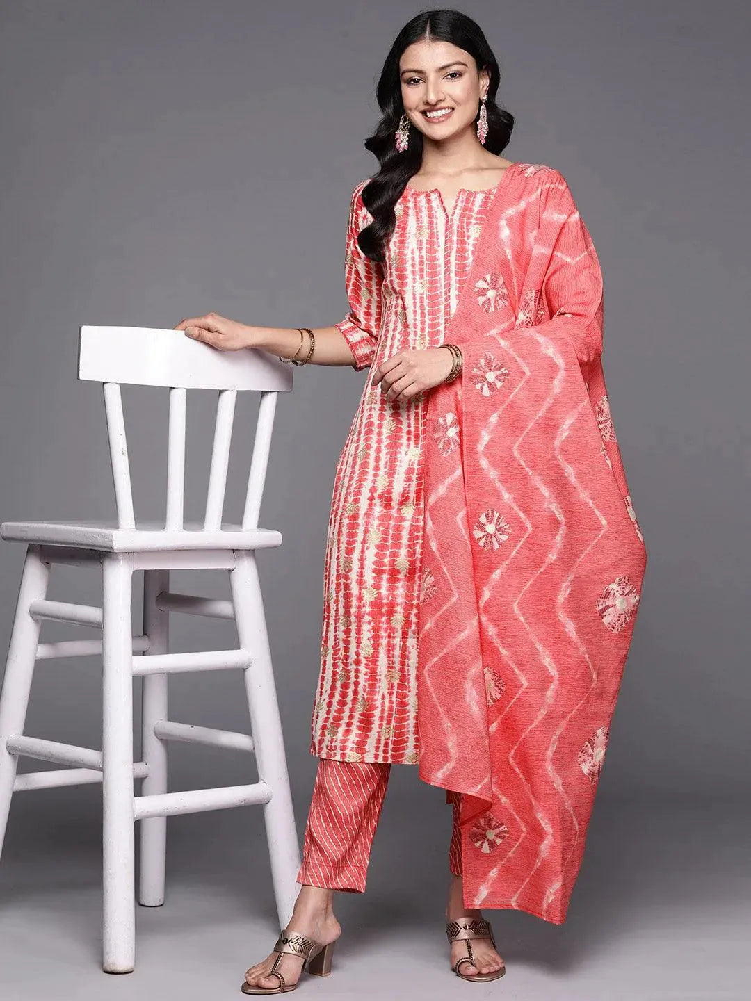 Coral Printed Rayon Straight Suit Set With Trousers - Libas