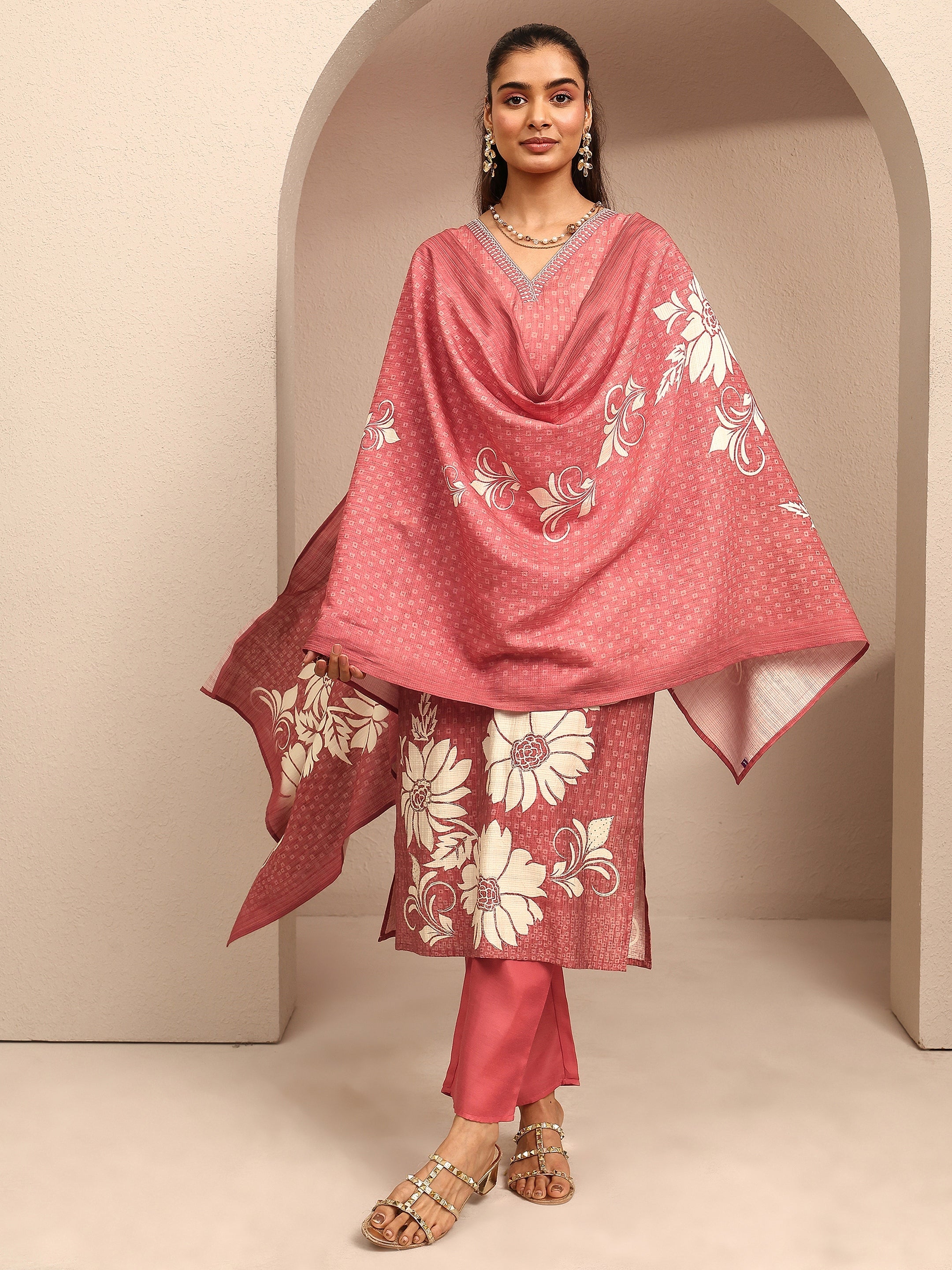 Coral Printed Silk Blend Straight Suit Set With Dupatta-image-19