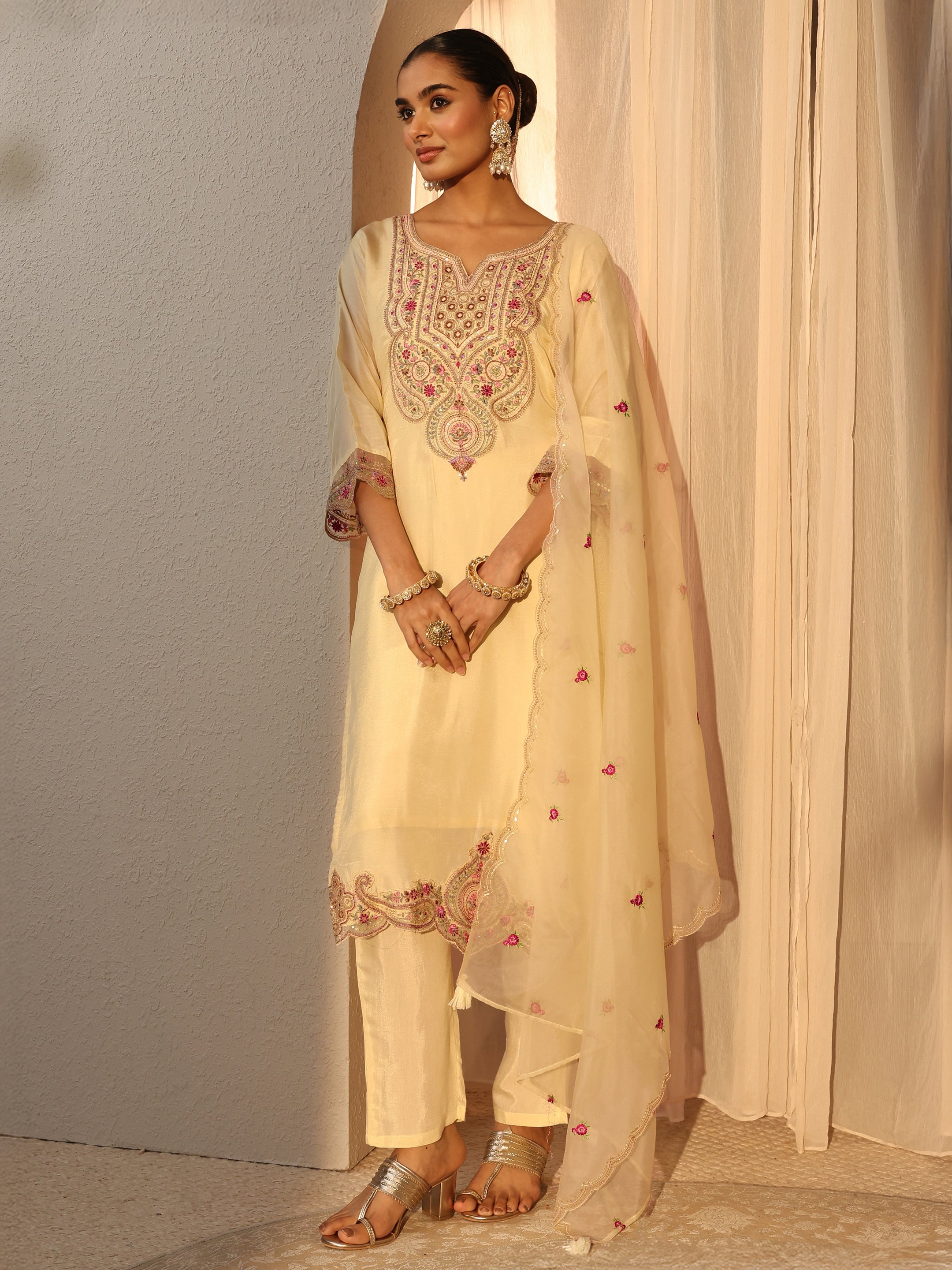 Cream Ethnic Embroidered Silk Blend Straight Suits Set With Dupatta-image-30