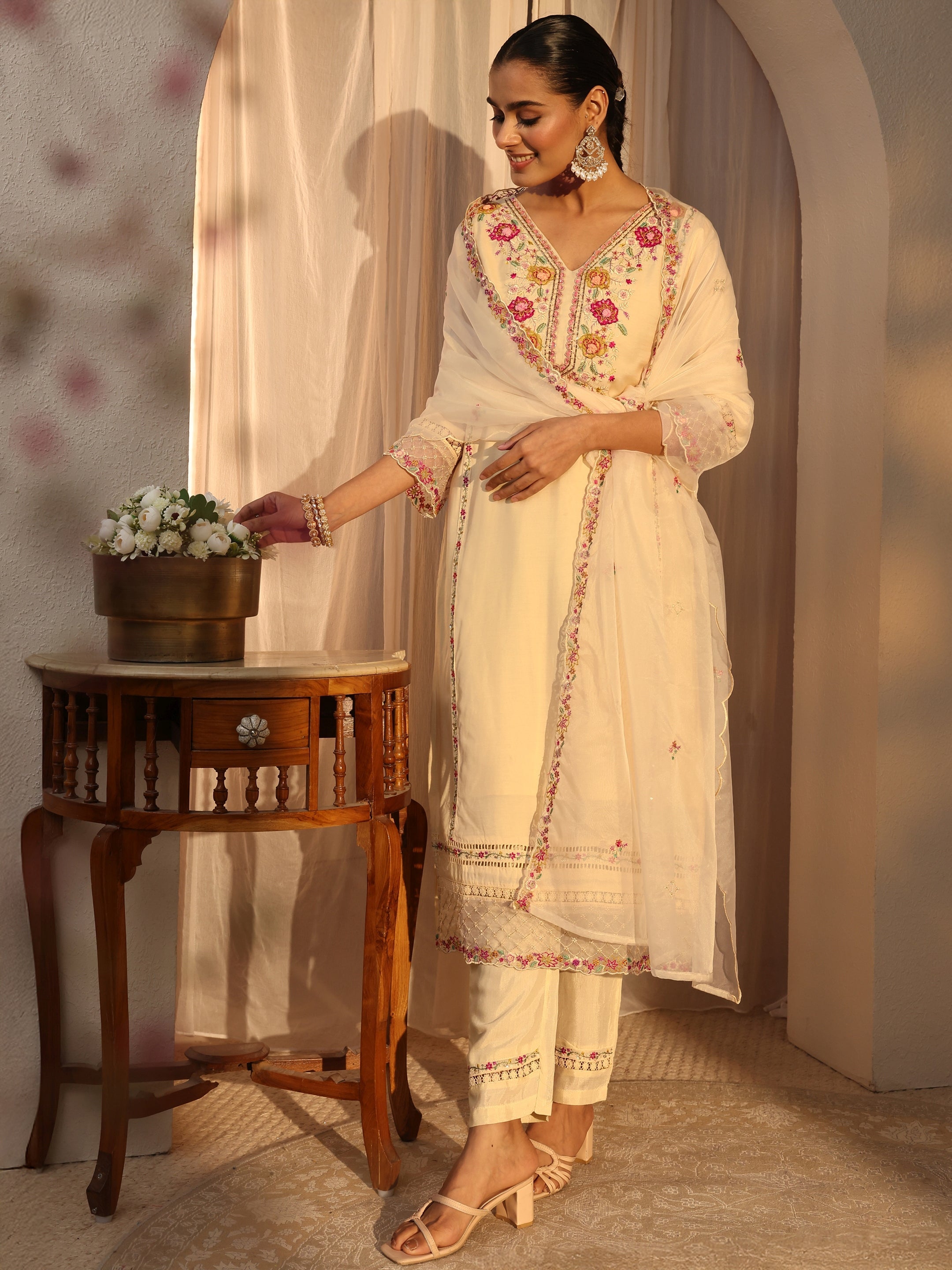 Cream Ethnic Embroidered Silk Blend Straight Suits Set With Dupatta-image-31