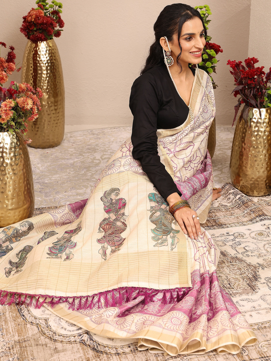  Cream Tribal Printed Silk Blend Saree With Unstitched Blouse Piece 