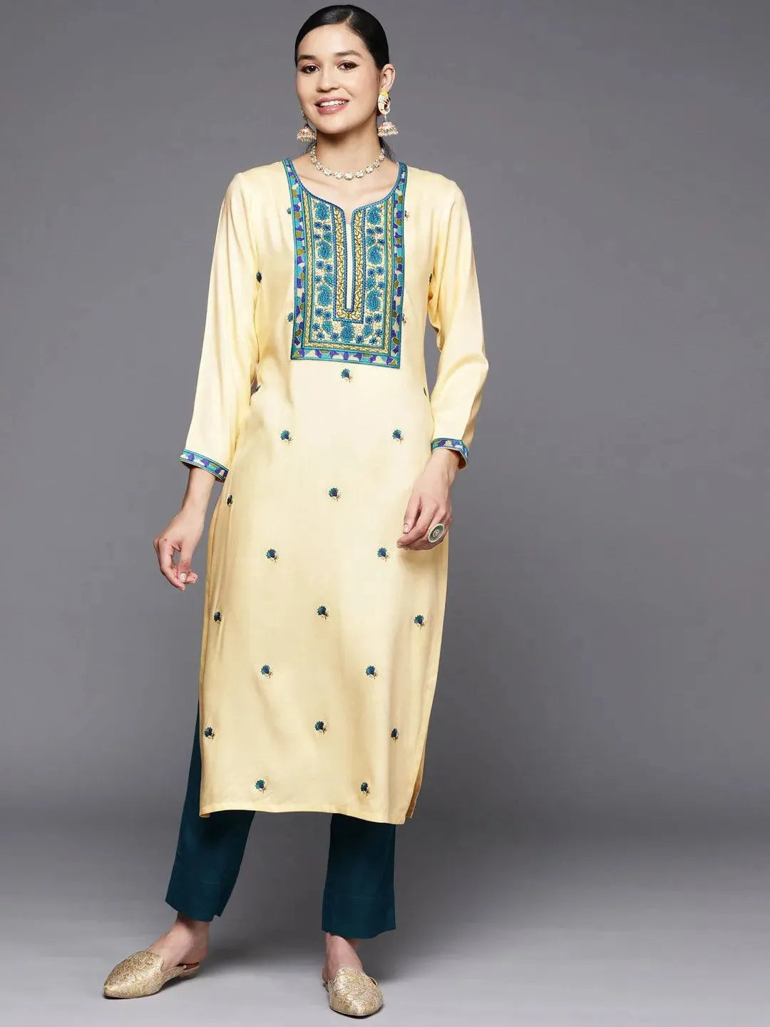 Cream Yoke Design Wool Straight Kurta - Libas