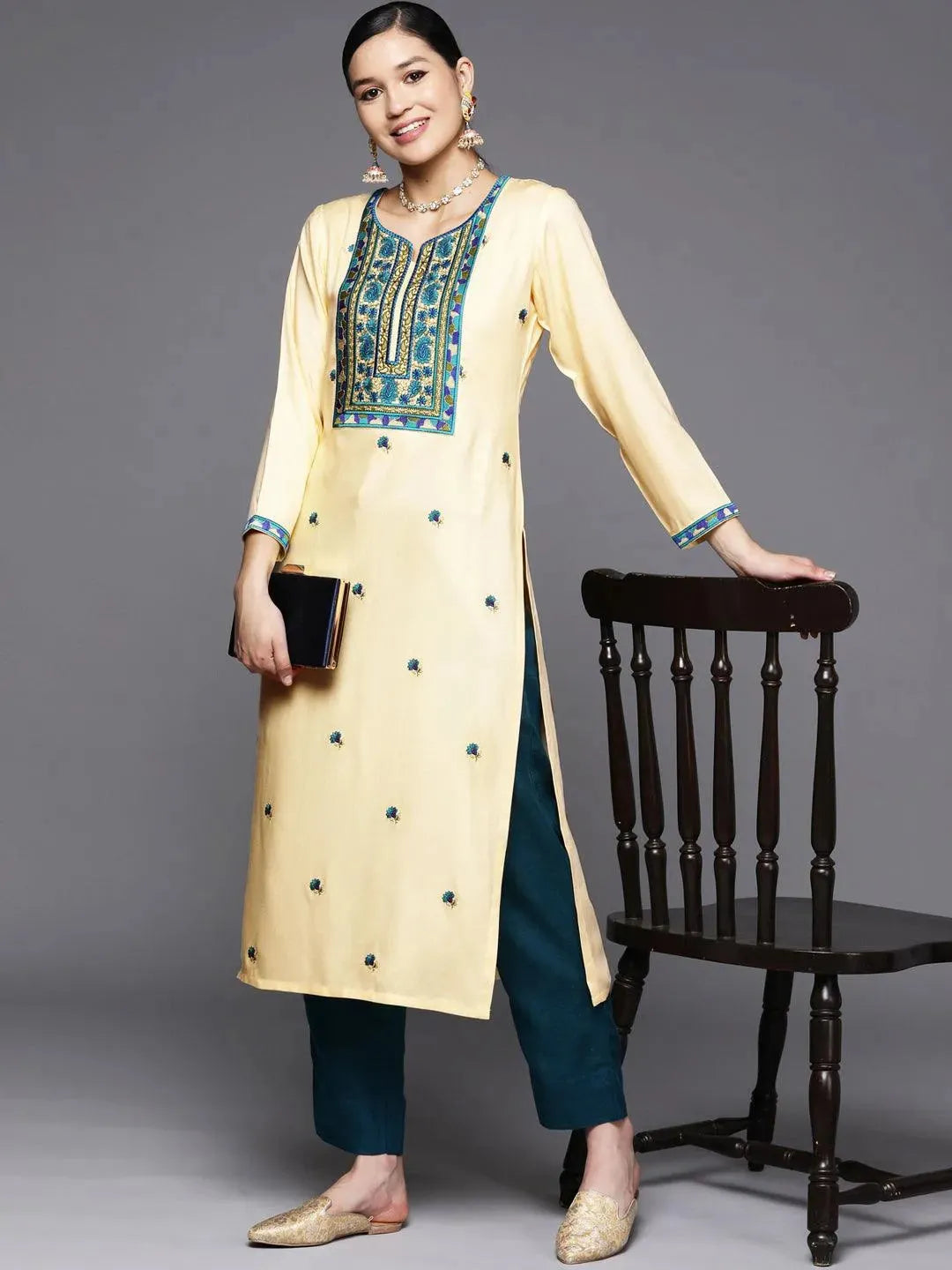 Cream Yoke Design Wool Straight Kurta - Libas