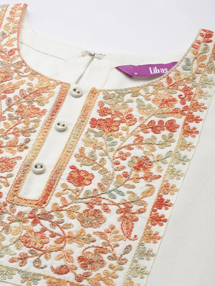 Cream Yoke Design Wool Straight Kurta - Libas