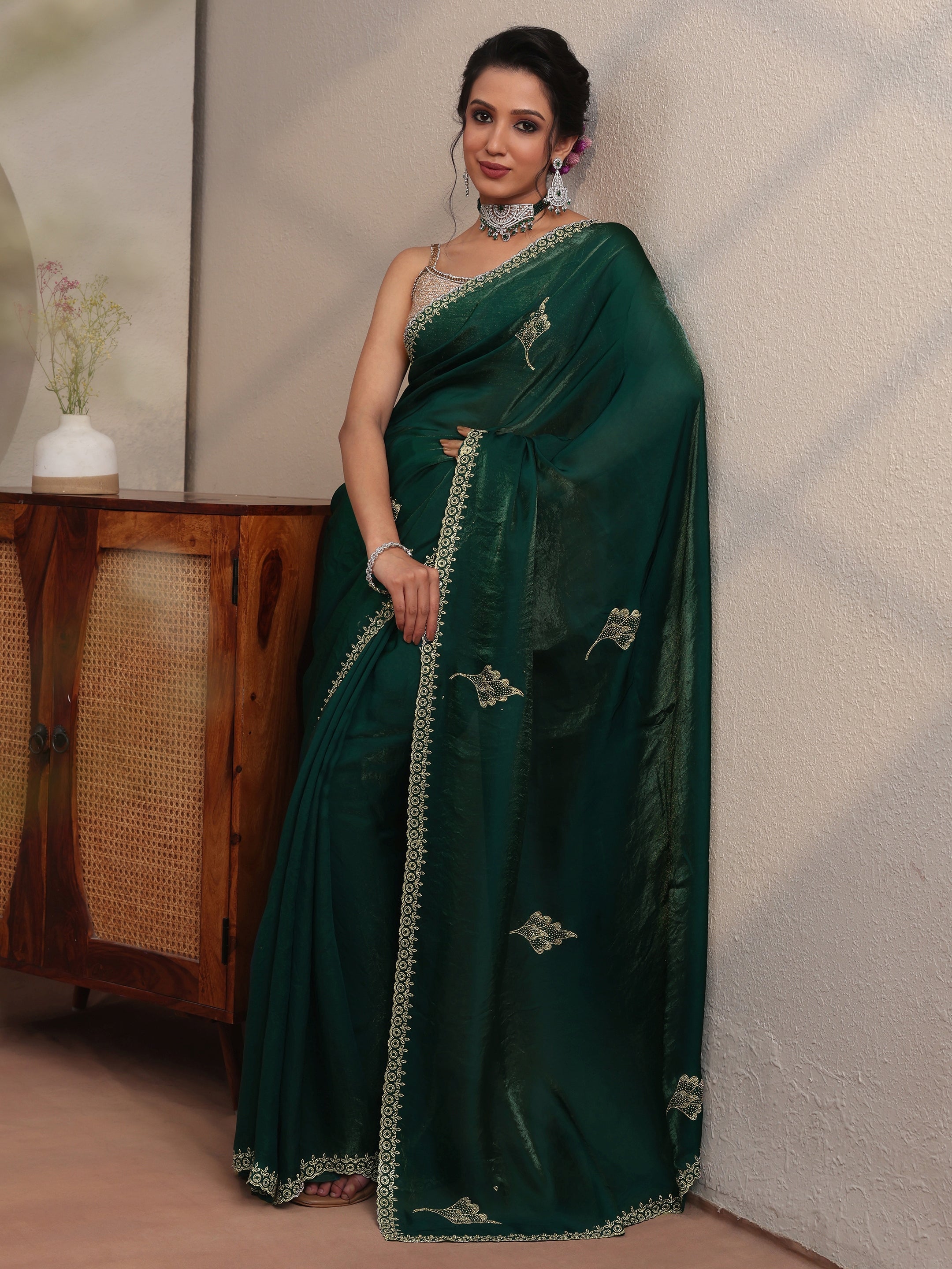 libas Emerald Green Tissue Saree With Embellished Leaf Motifs-picture-35