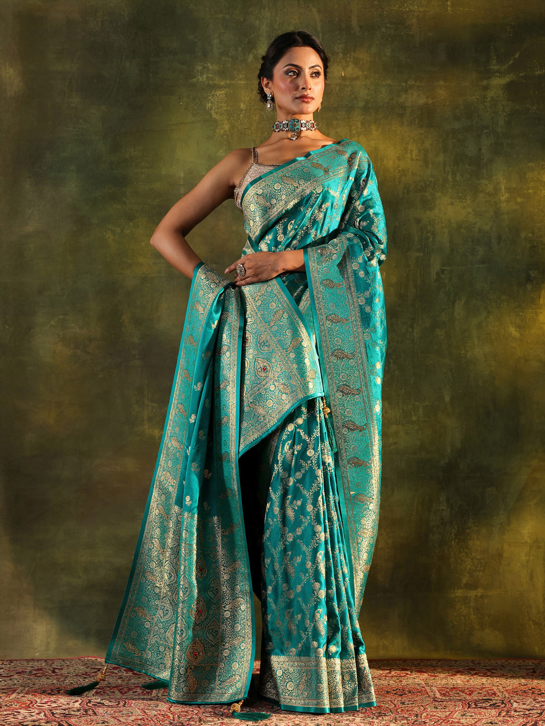 Green Banarasi Silk Saree With Unstitched Blouse And Dupatta