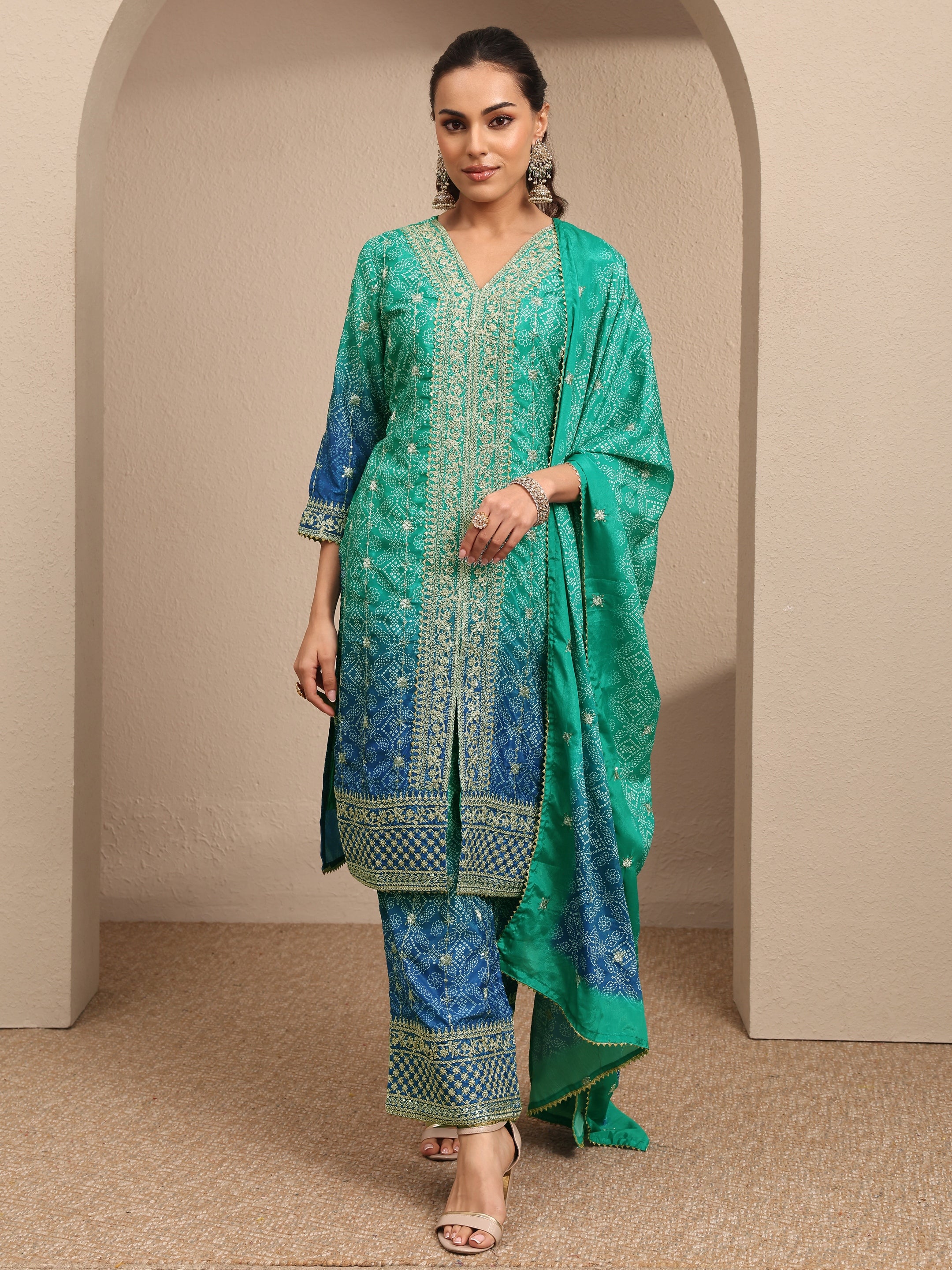 Green Bandhani Printed Chinon Straight Suit Set With Dupatta-image-9