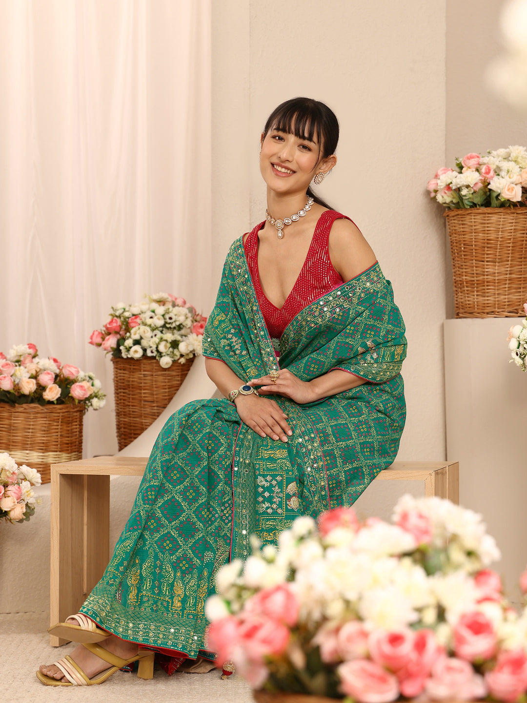 Green Bandhani Printed Silk Blend Saree With Unstitched Blouse Piece