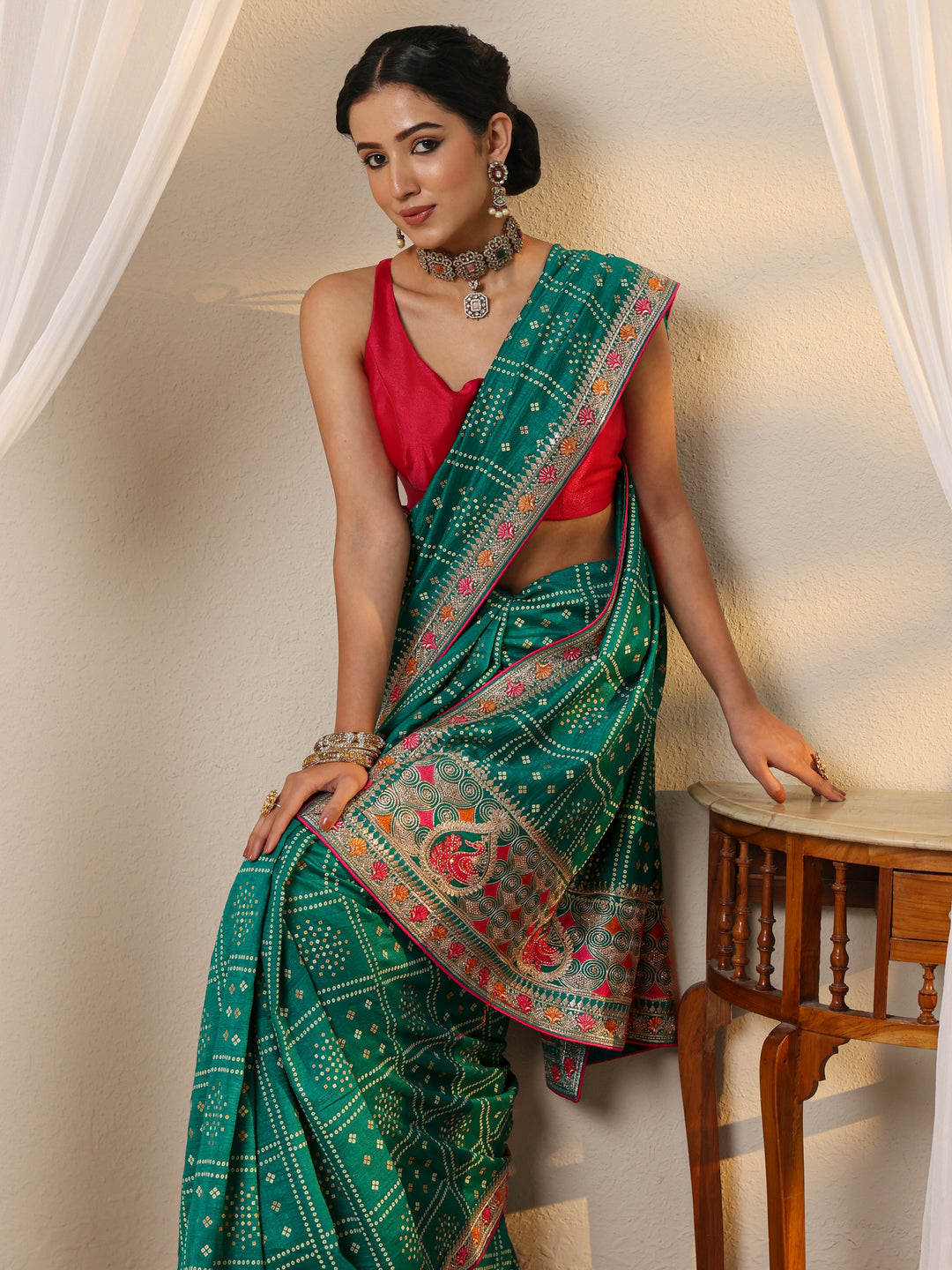  Green Bandhani Printed Silk Blend Saree With Unstitched Blouse Piece 