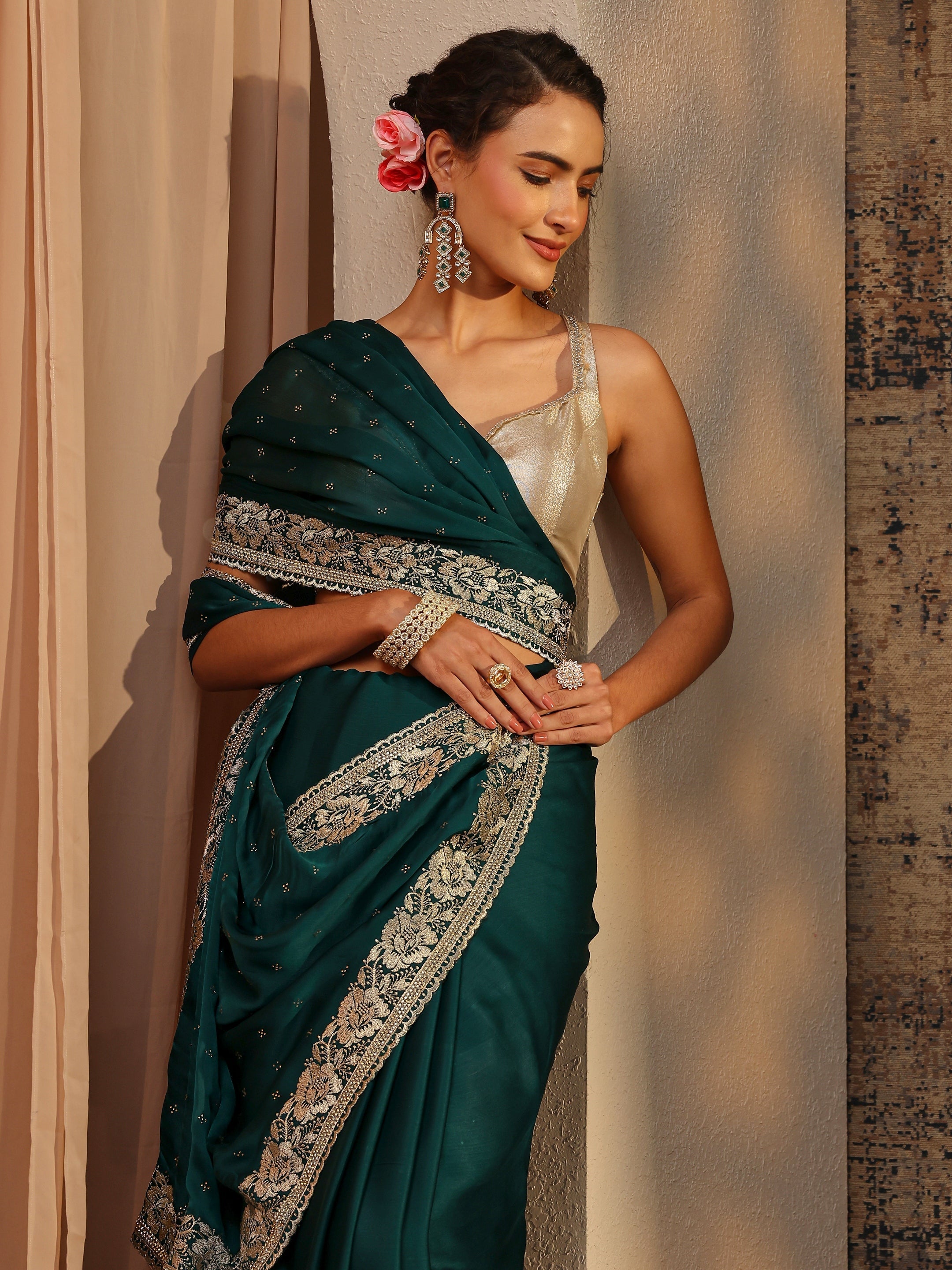 libas Green Embellished Silk Blend Saree With Unstitched Blouse Piece-picture-27