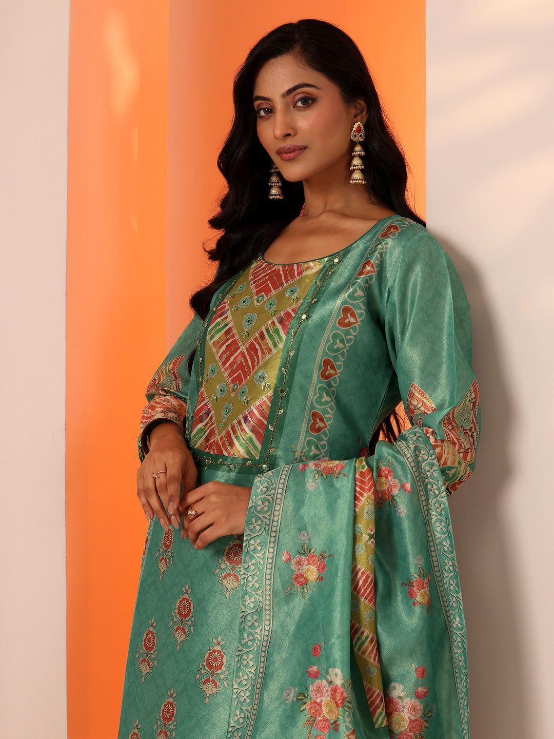 Green Embellished Silk Blend Straight Suit Set With Dupatta