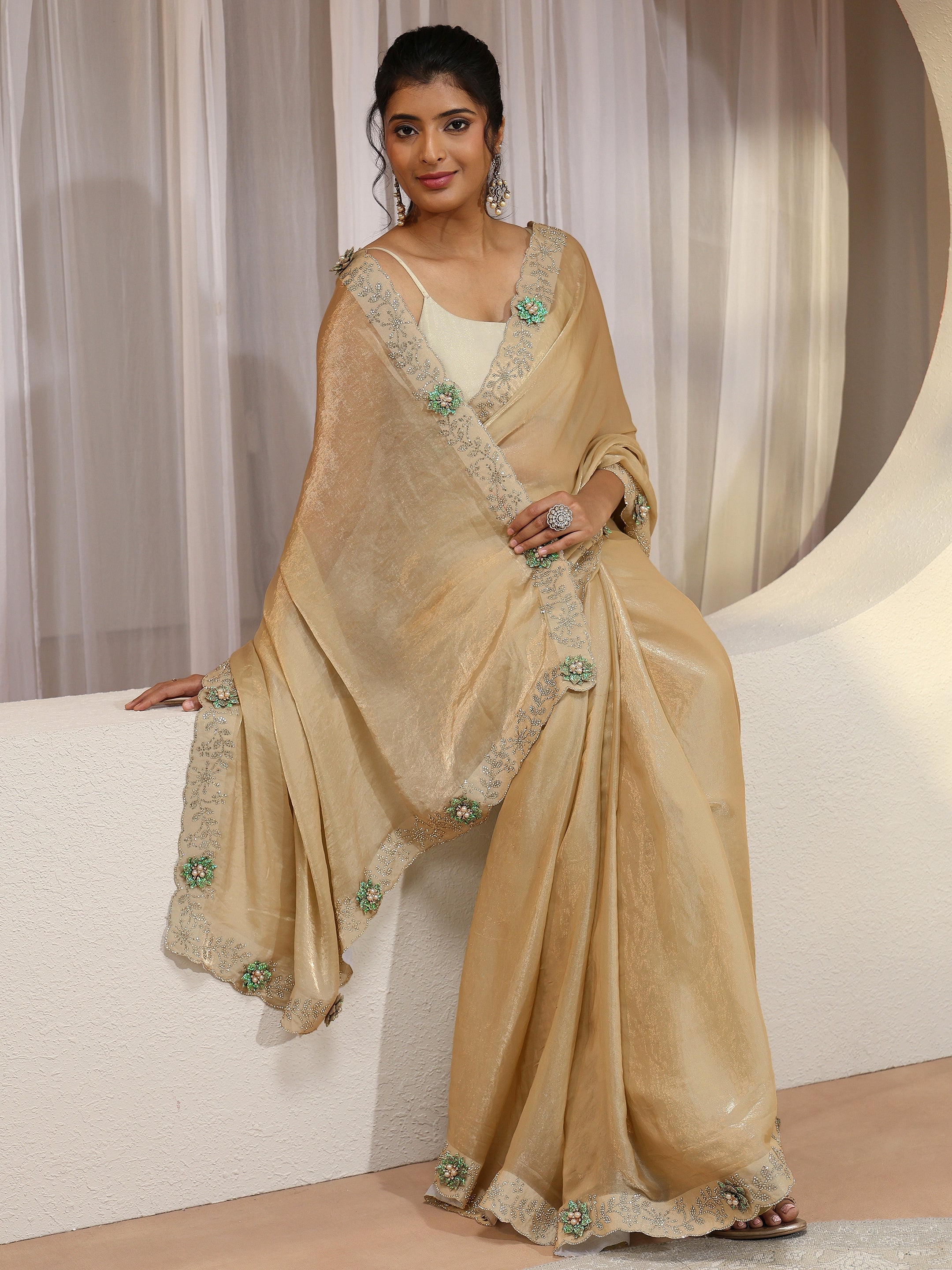 libas Green Embellished Tissue Saree-picture-40