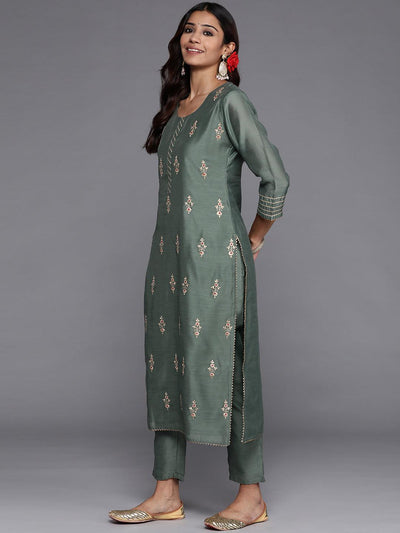 Green Embroidered Chanderi Silk Straight Kurta With Trousers & Dupatta - Libas
