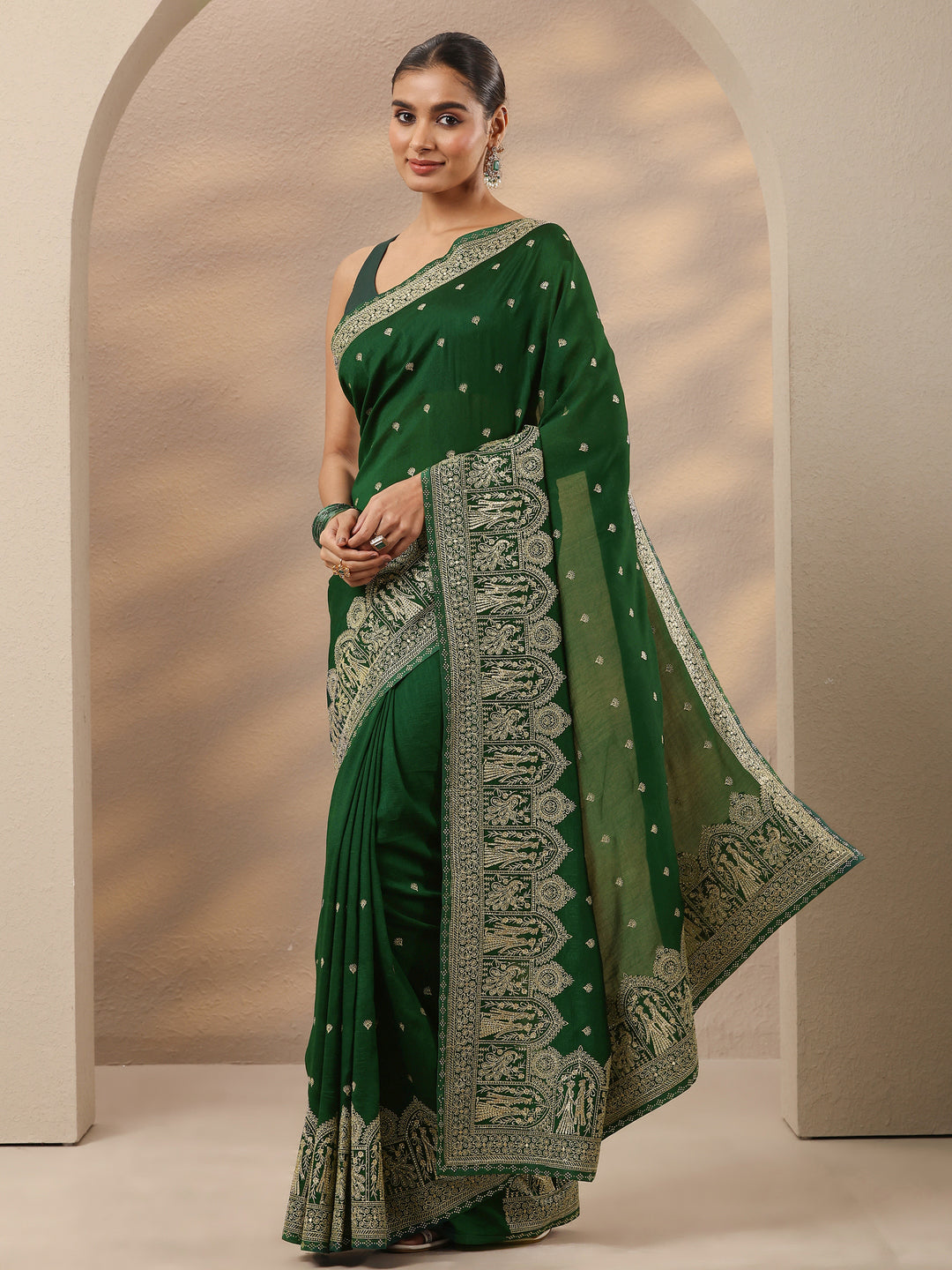  Green Embroidered Georgette Saree With Unstitched Blouse Piece 