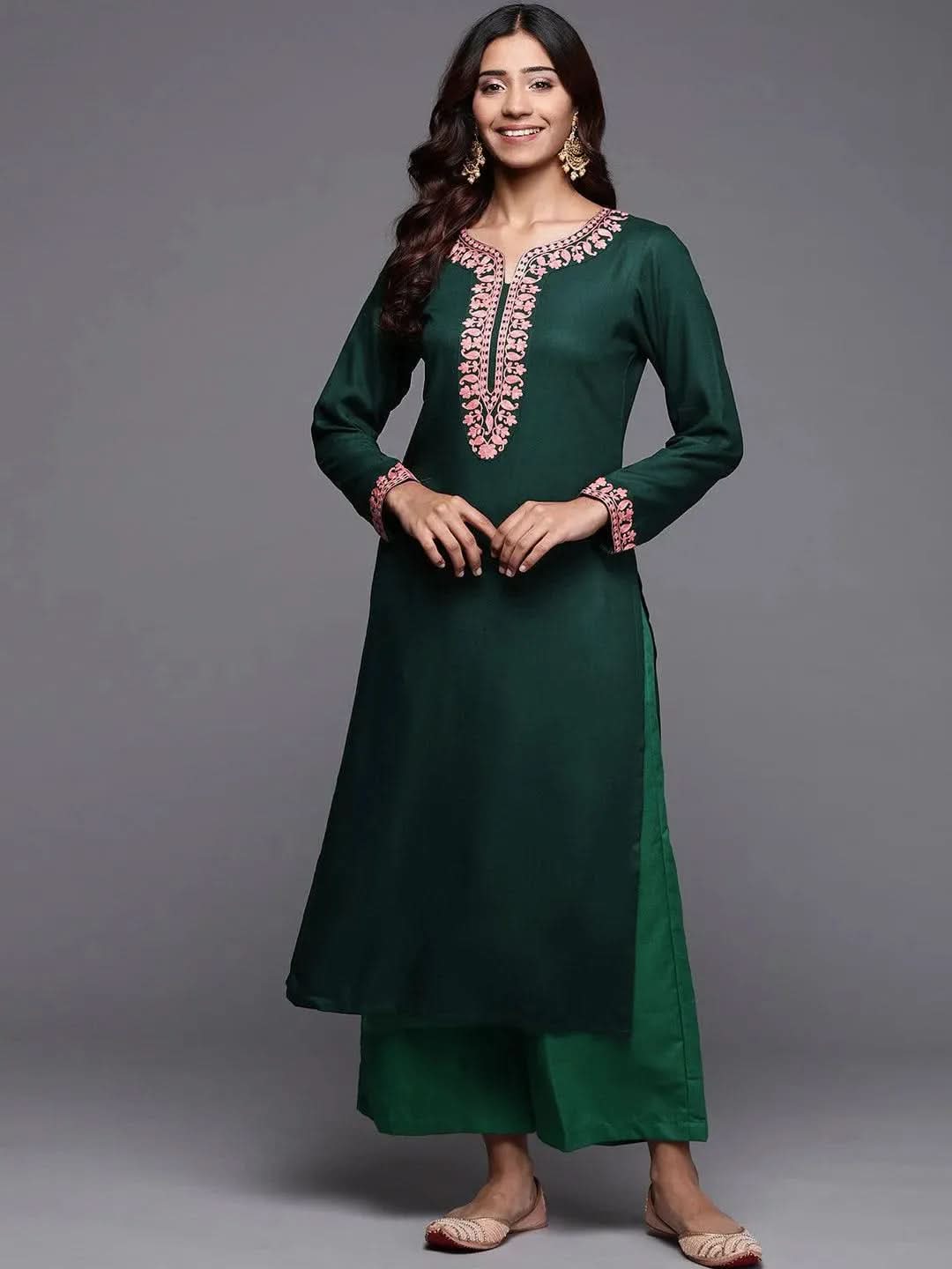

Green Embroidered Pashmina Wool Straight Kurta