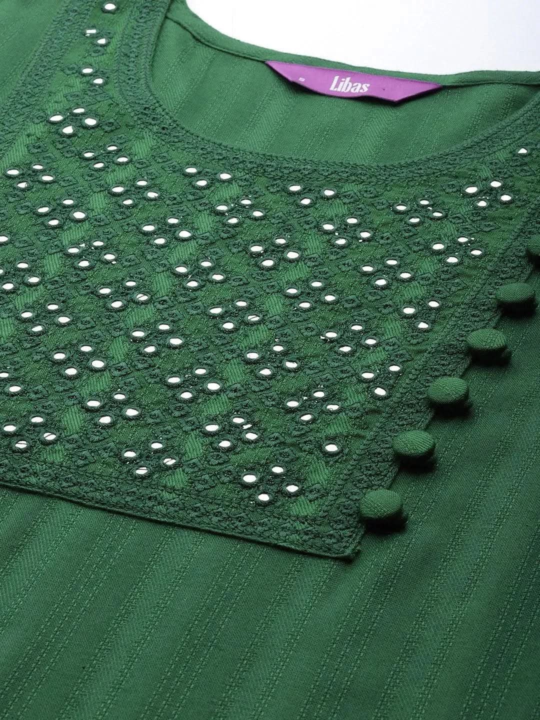 

Buy Green Embroidered Rayon Kurta - 22235-XS | Libas Ethnic Wear Online