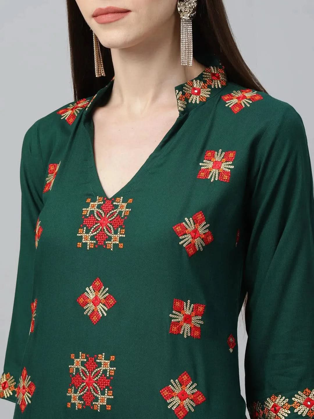 

Buy Green Embroidered Rayon Kurta - 9206-XXL | Libas Ethnic Wear Online
