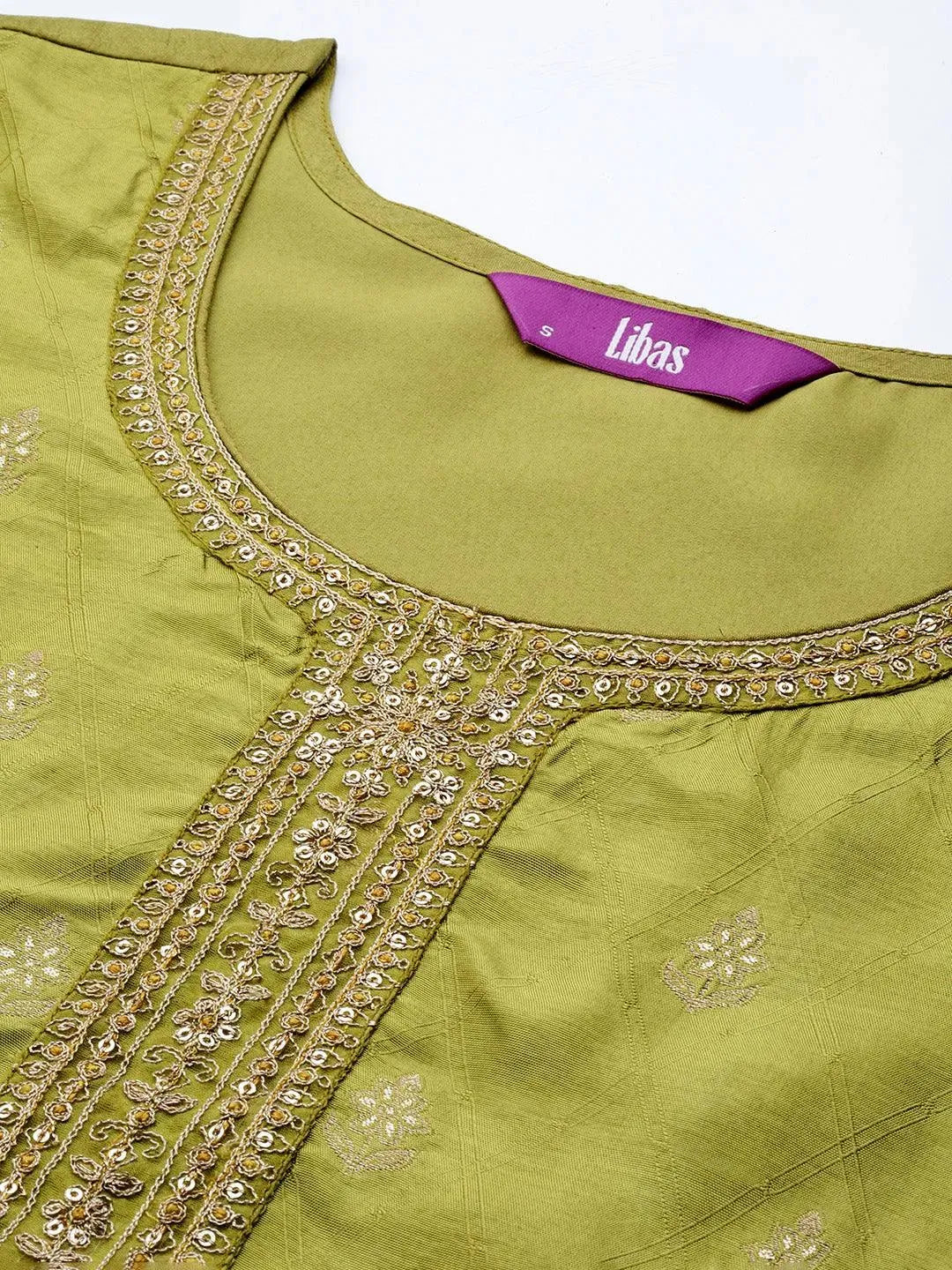 Green Embroidered Silk Blend Suit Set With Trousers - Libas