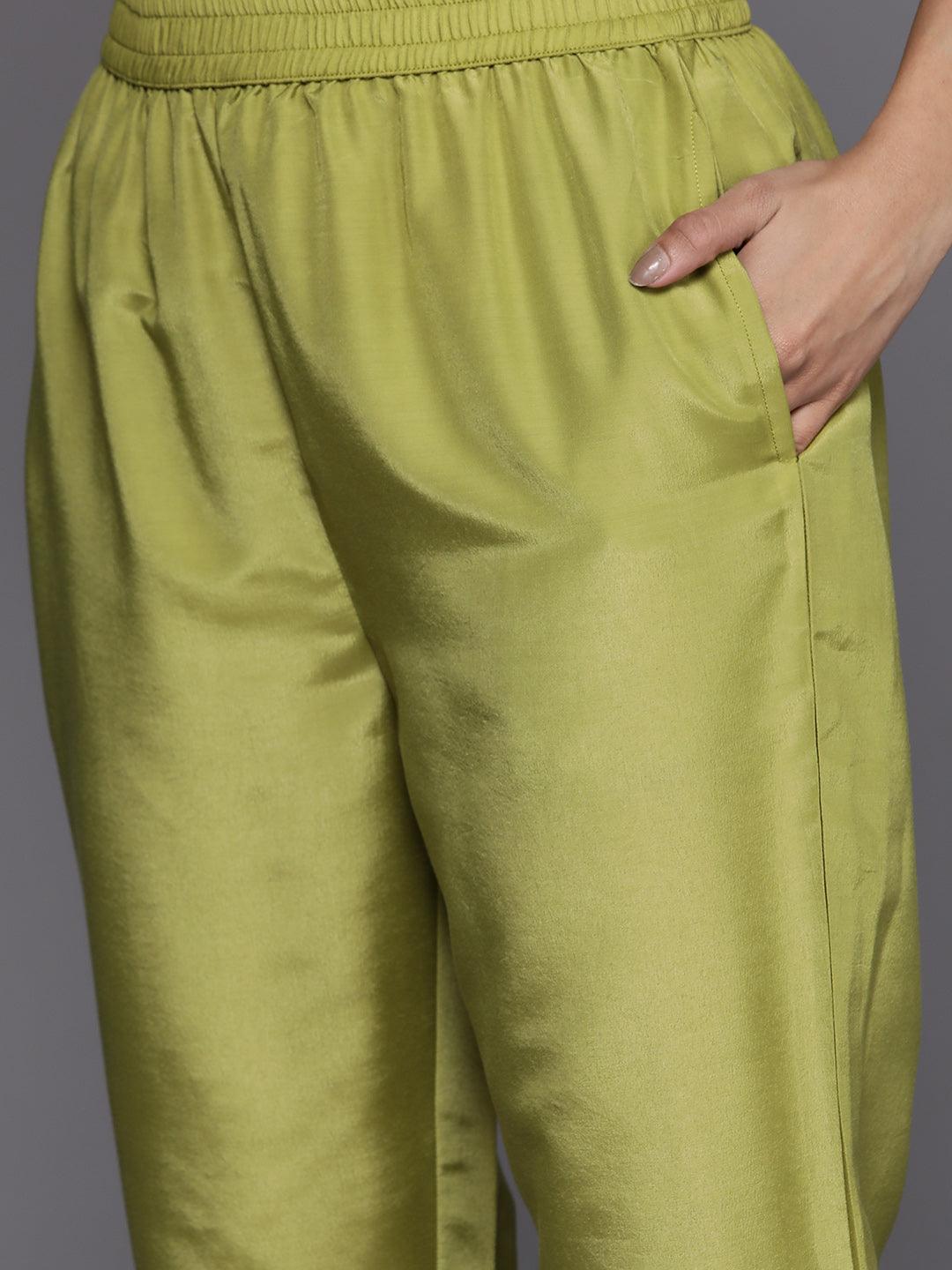 Green Embroidered Silk Blend Straight Kurta With Trousers & Dupatta