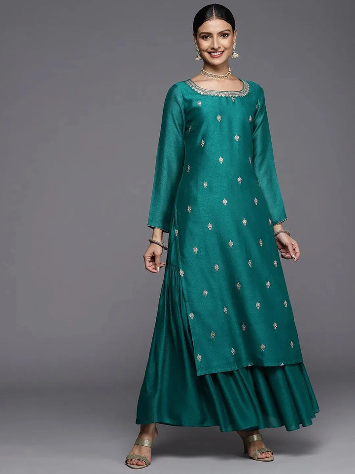 Green Embroidered Silk Straight Kurta - Libas