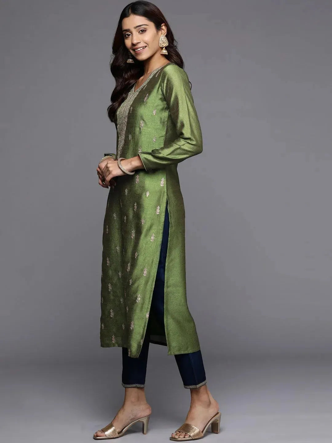 Green Embroidered Silk Straight Kurta - Libas