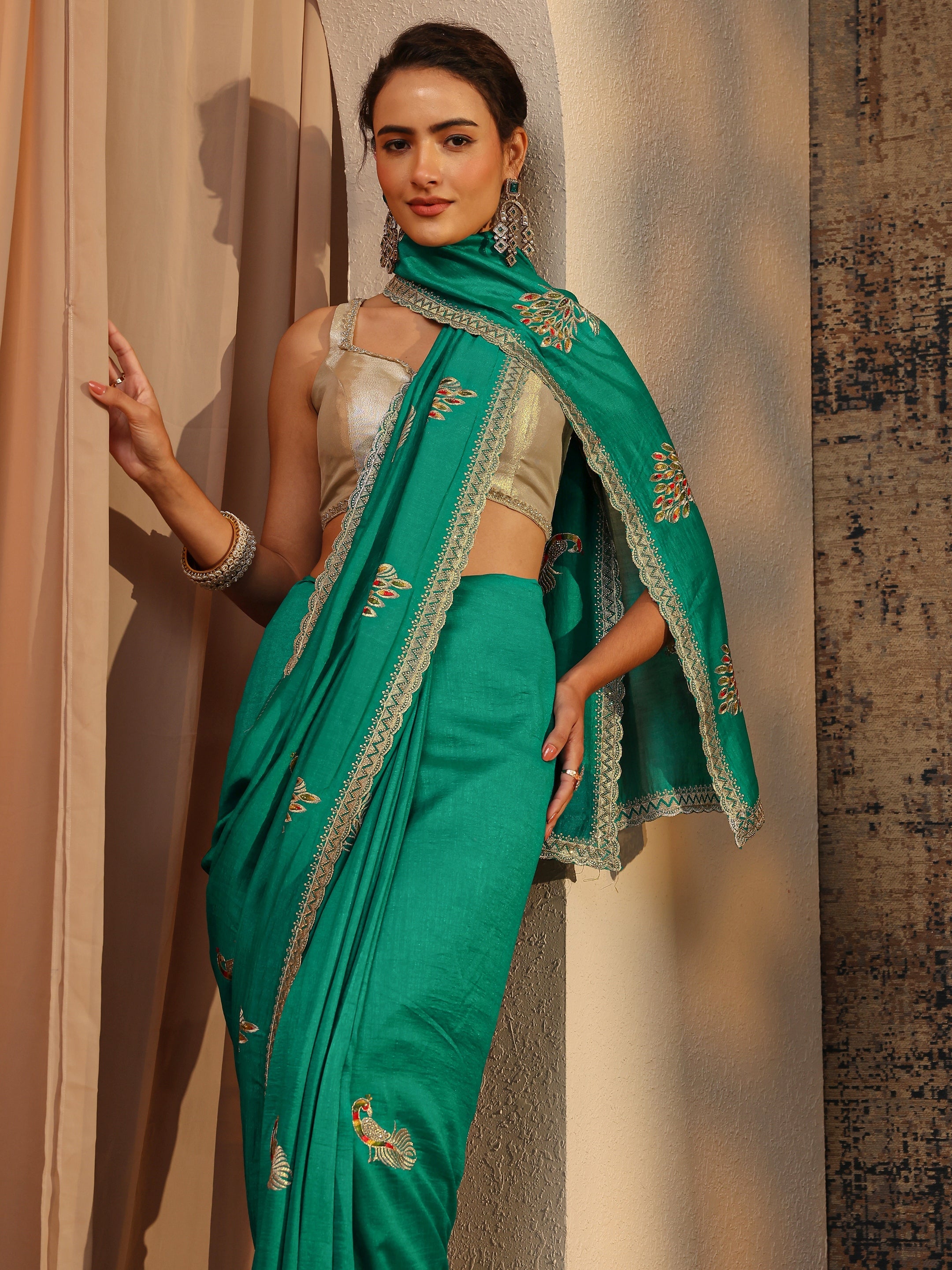 libas Green Floral Embellished Silk Blend Saree With Unstitched Blouse Piece-picture-58