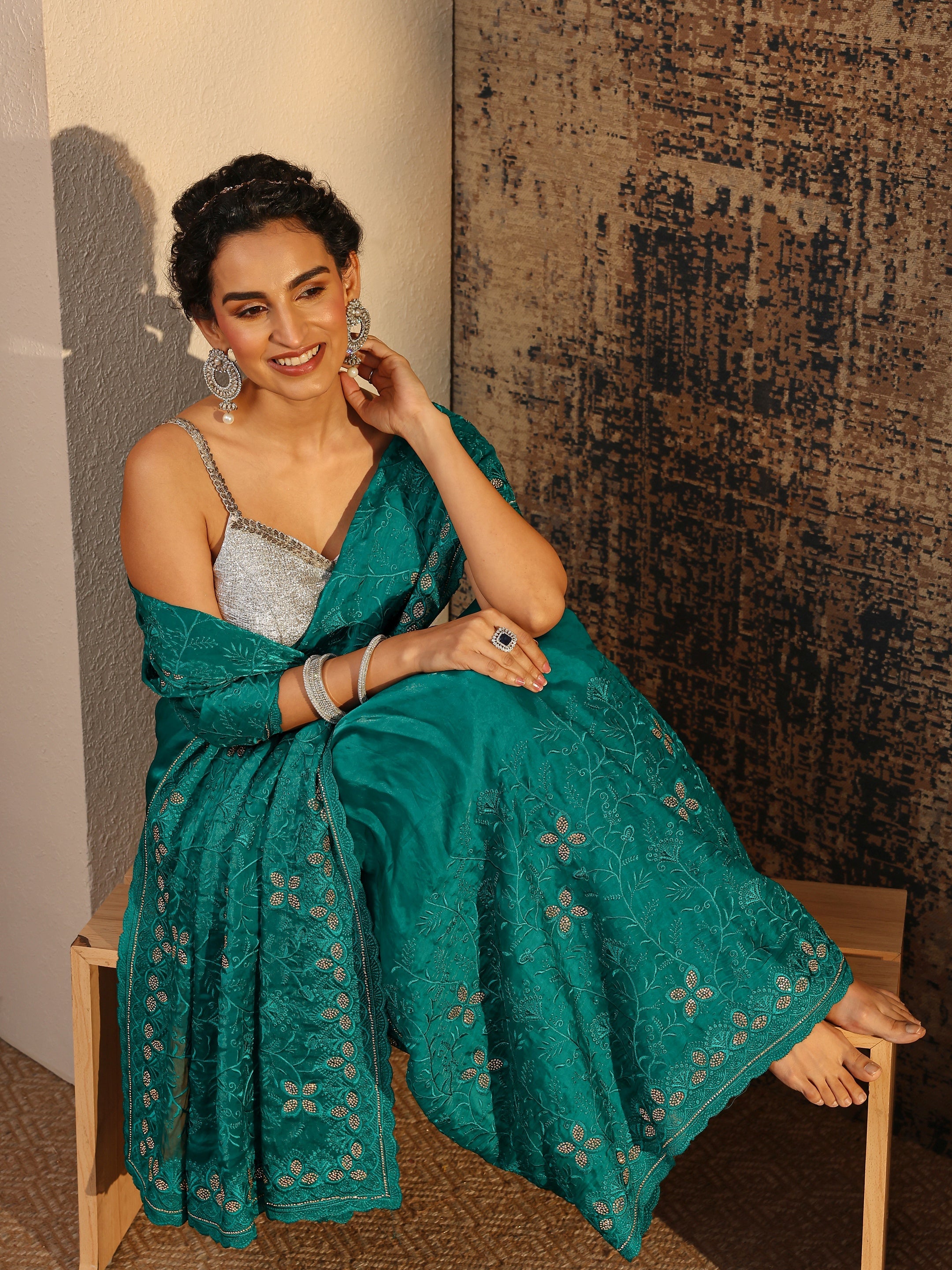 libas Green Floral Embellished Tissue Saree With Unstitched Blouse Piece-picture-36