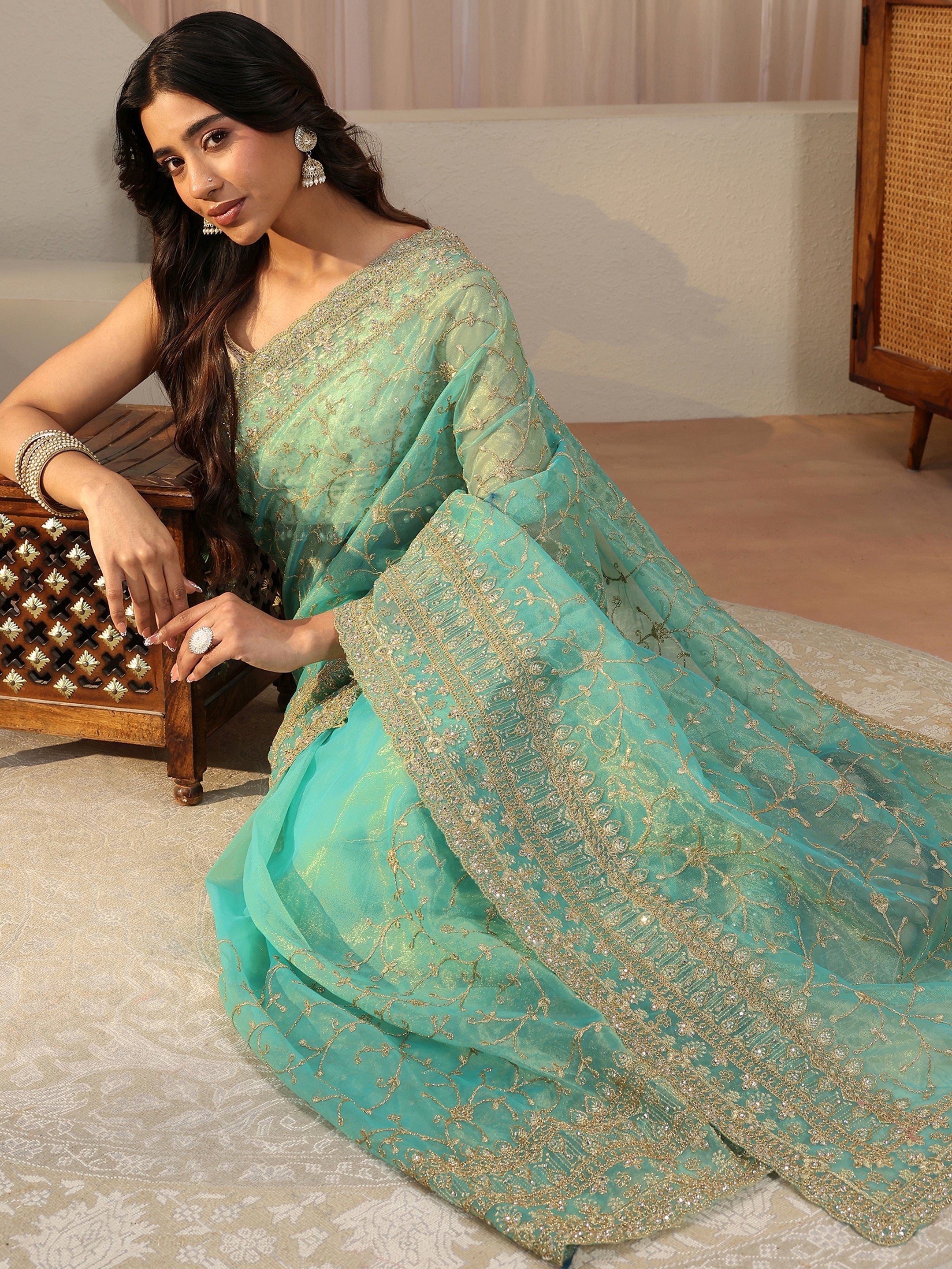 libas Green Floral Embroidered Glossy Net Saree-picture-40
