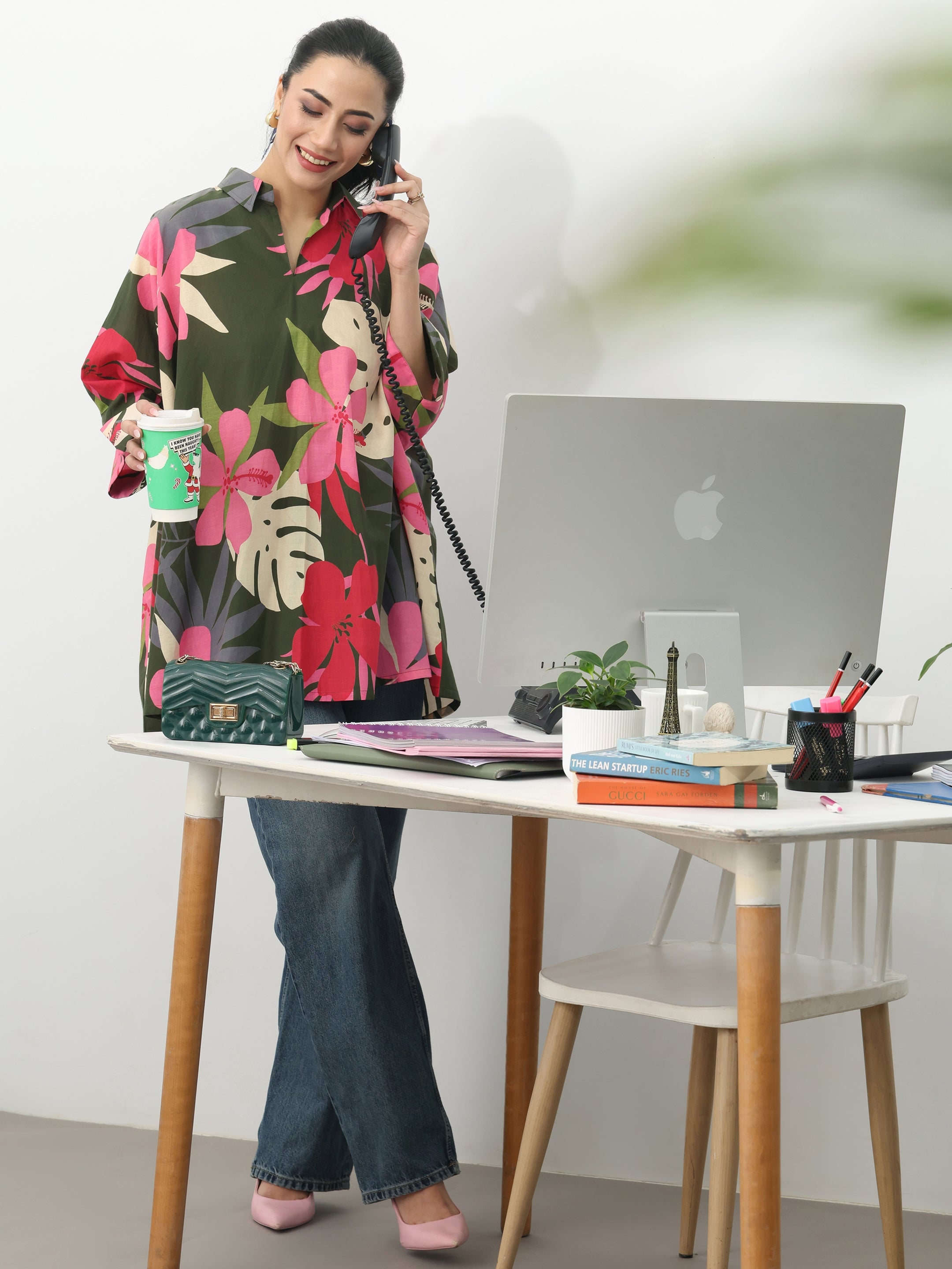libas Green Floral Printed Cotton Blend A-Line Short Kurti-picture-55