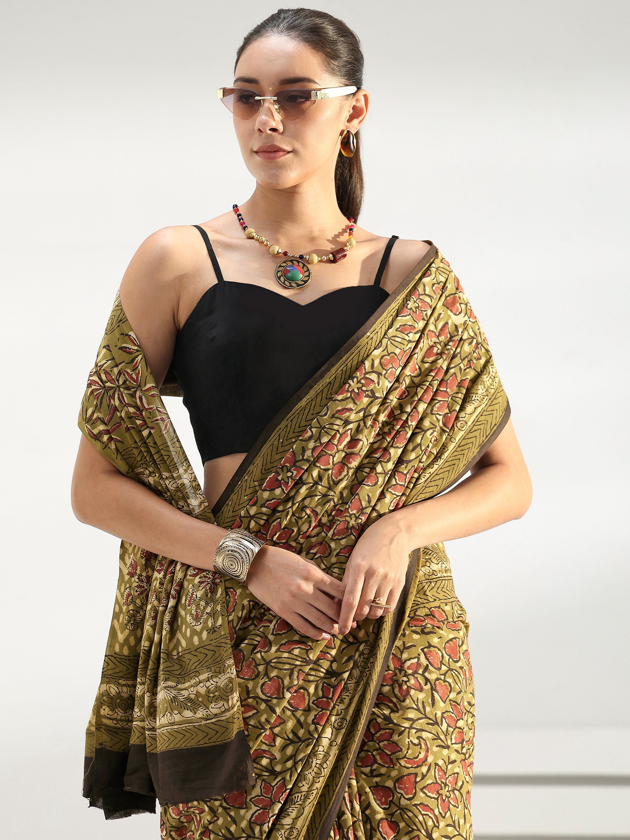 libas Henna Green Floral Dabu Print Cotton Saree-picture-53