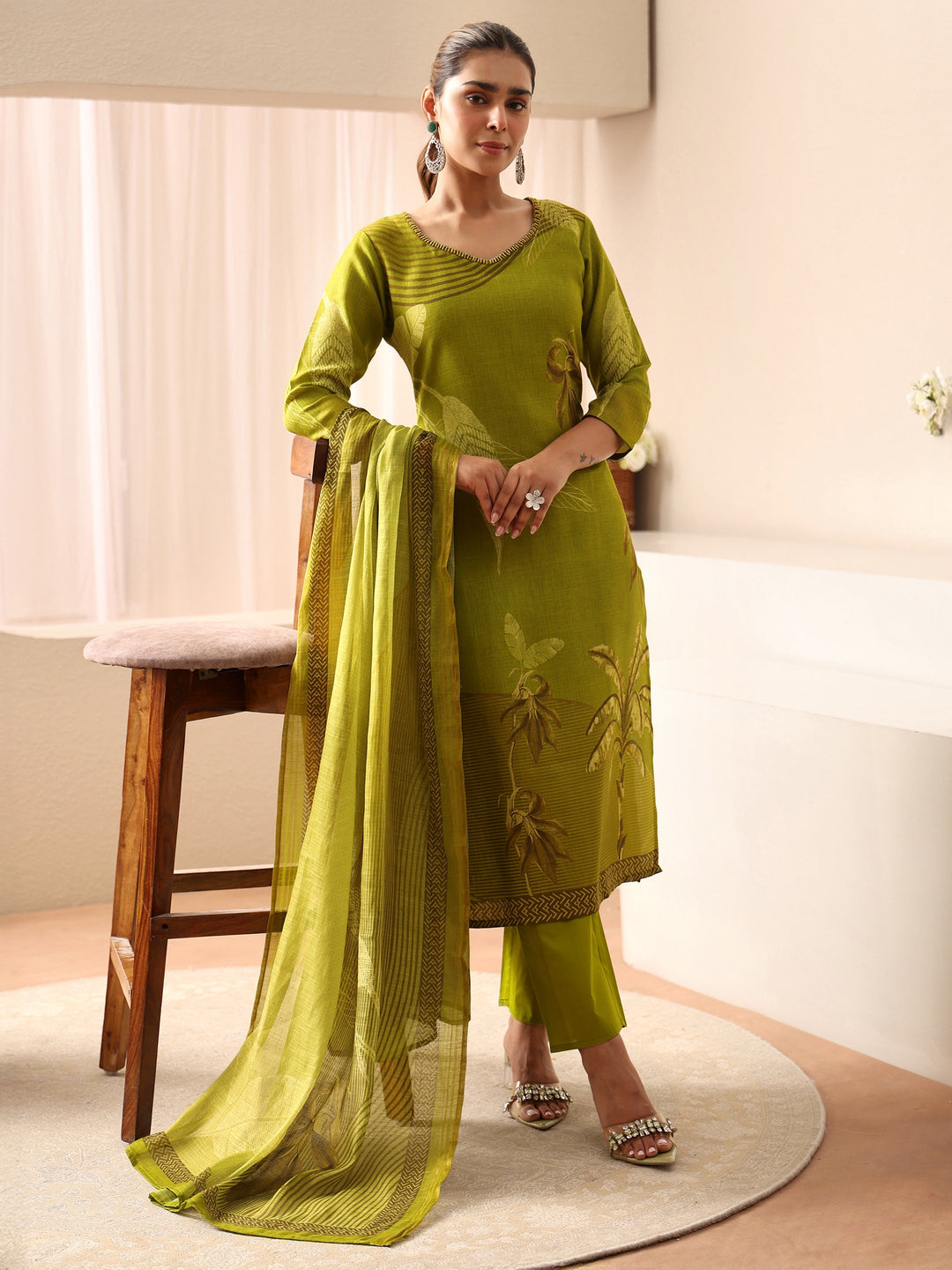  Green Floral Printed Linen Straight Suit Set 