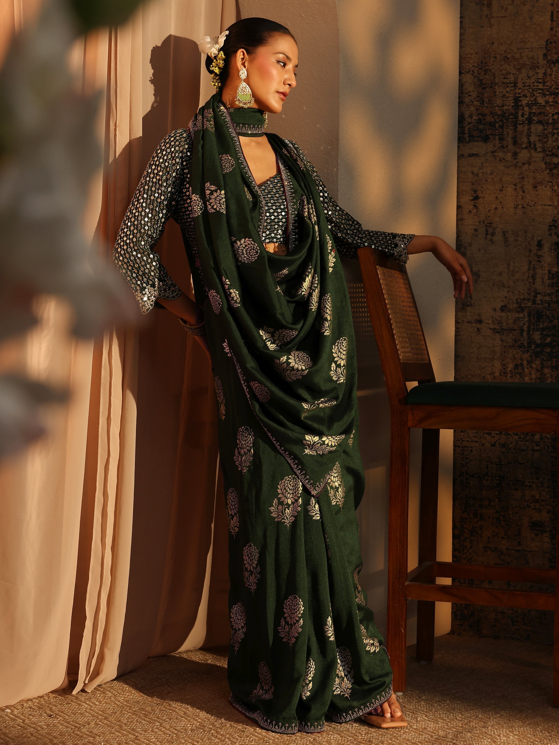 libas Green Floral Printed Silk Blend Saree With Unstitched Blouse Piece-picture-52