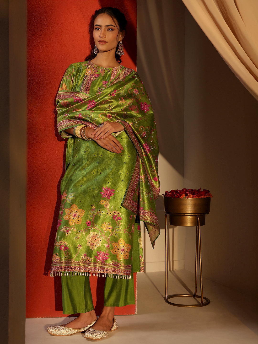  Green Floral Printed Silk Blend Straight Suit Set With Dupatta 