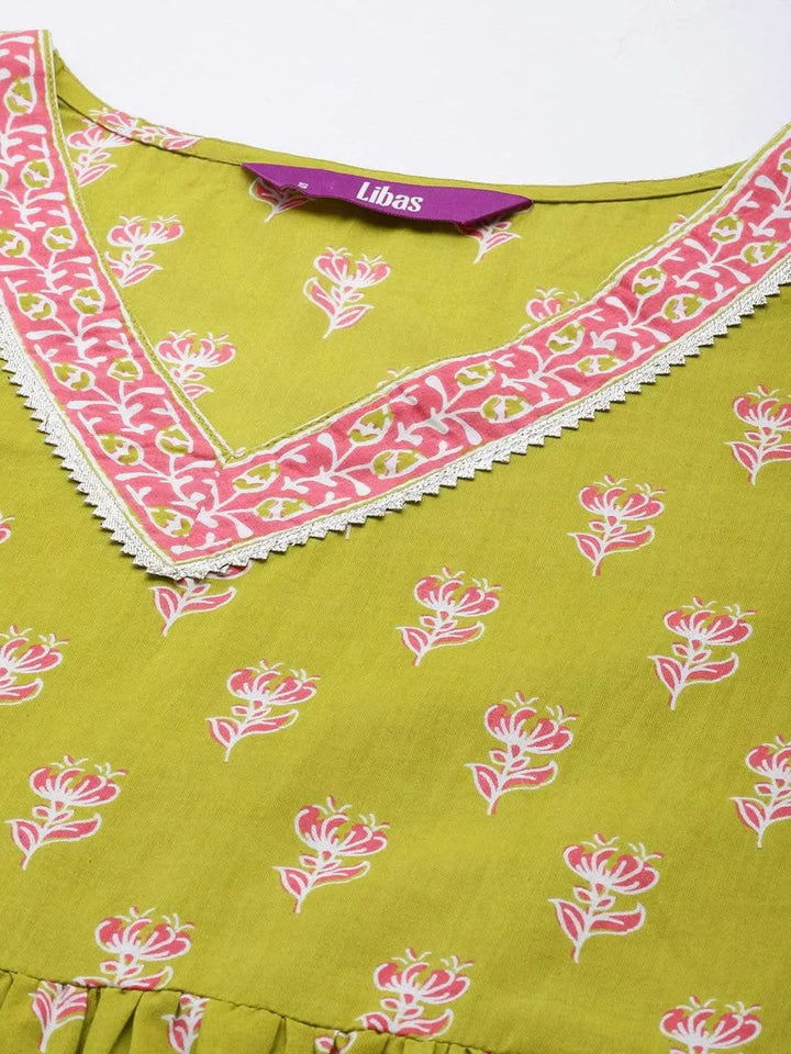 Green Printed Cotton A-Line Suit Set With Trousers - Libas