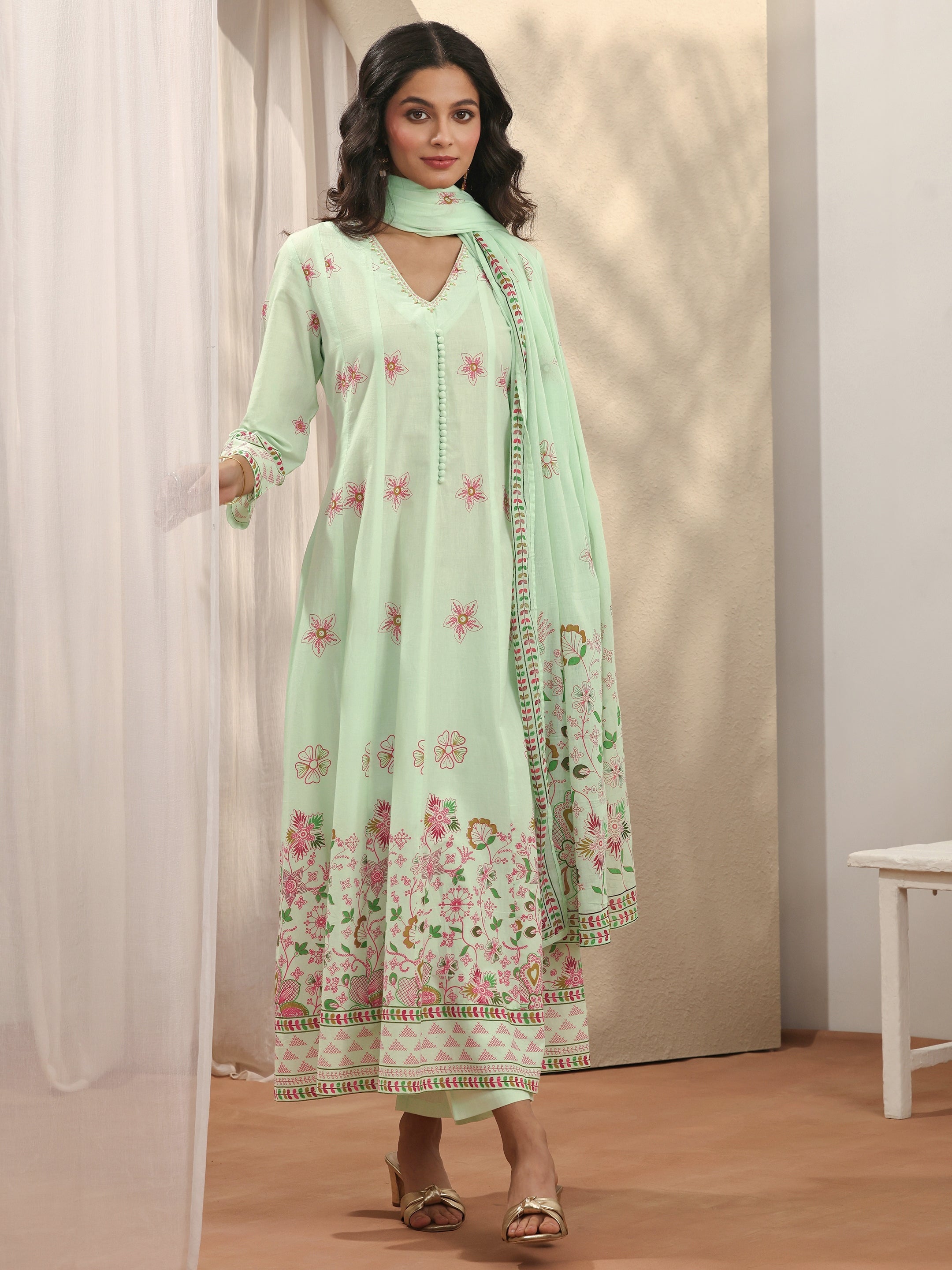 Green Printed Cotton Anarkali Suit Set With Dupatta-image-48