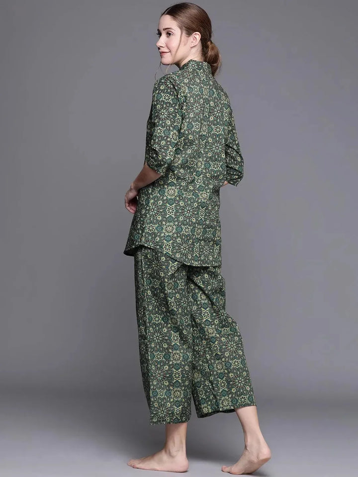 Green Printed Cotton Night Suit - Libas