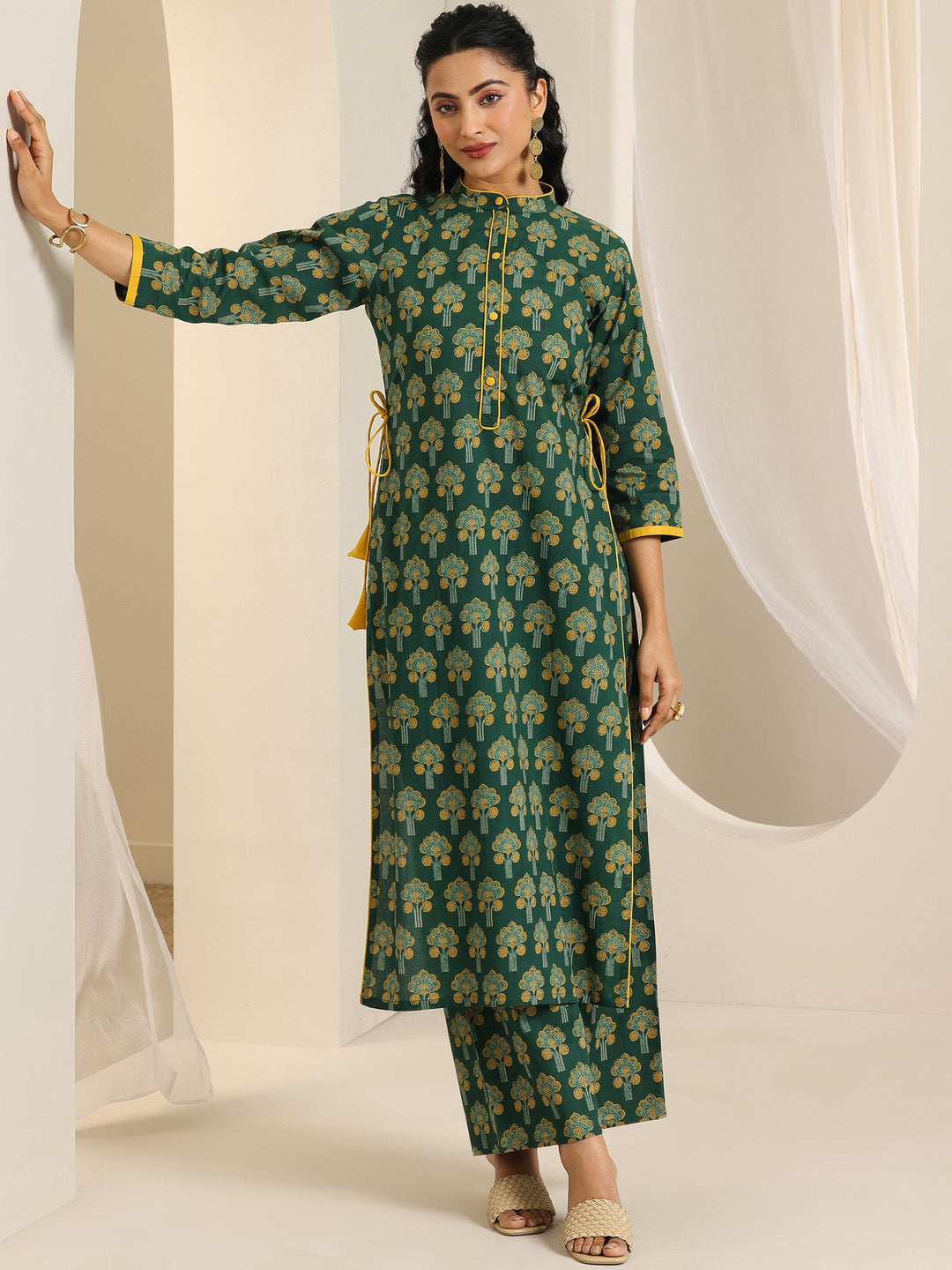  Green Printed Cotton Straight Kurta Set 