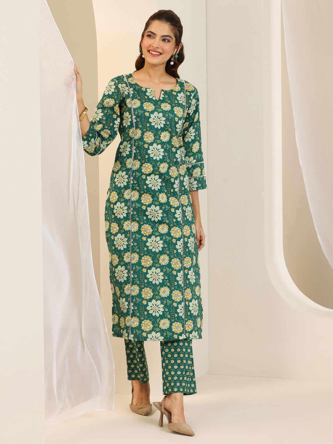  Green Printed Cotton Straight Kurta Set 