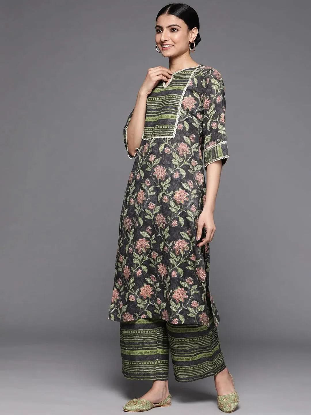 

Buy Green Printed Cotton Suit Set - 33116O- | Libas Ethnic Wear Online