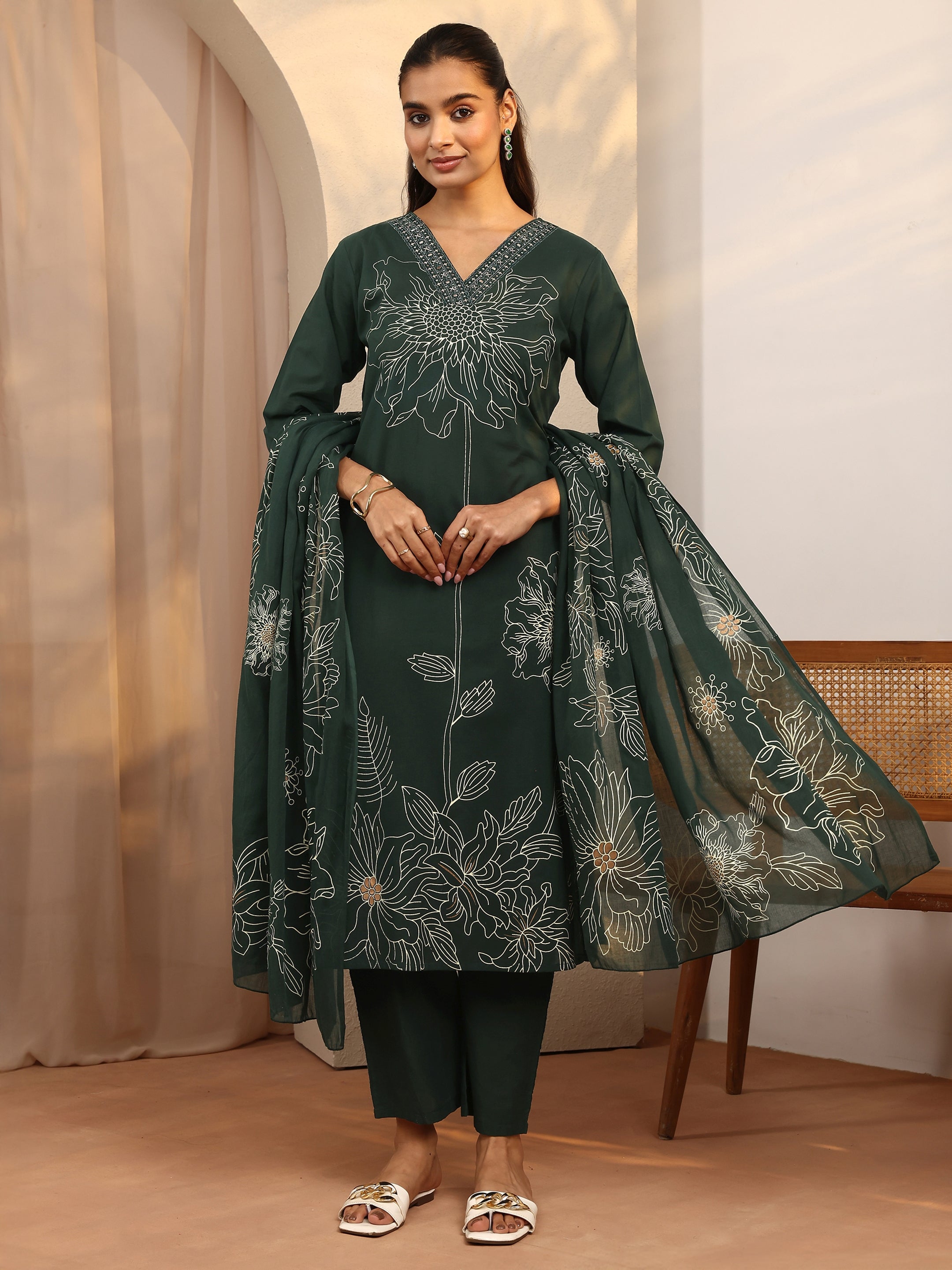 Green Printed Cotton Straight Suit Set With Dupatta-image-47