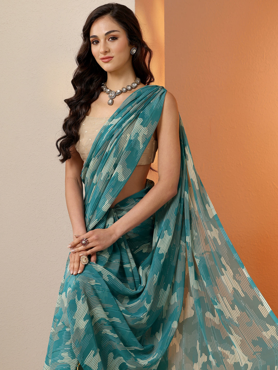 Green Printed Georgette Saree With Unstitched Blouse Piece 