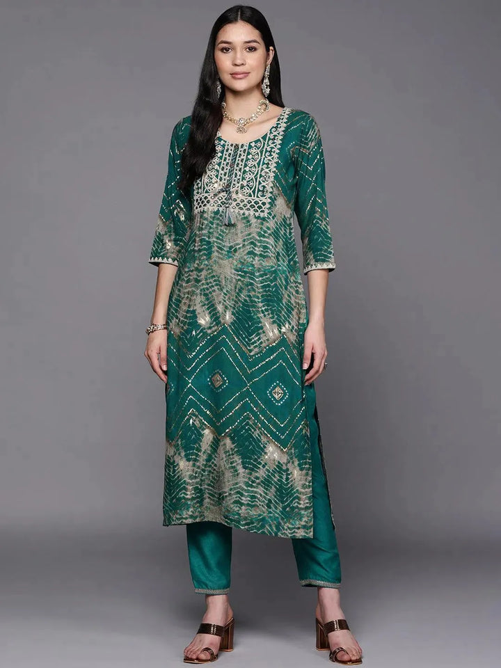 Green Yoke Design Rayon Straight Kurta - Libas