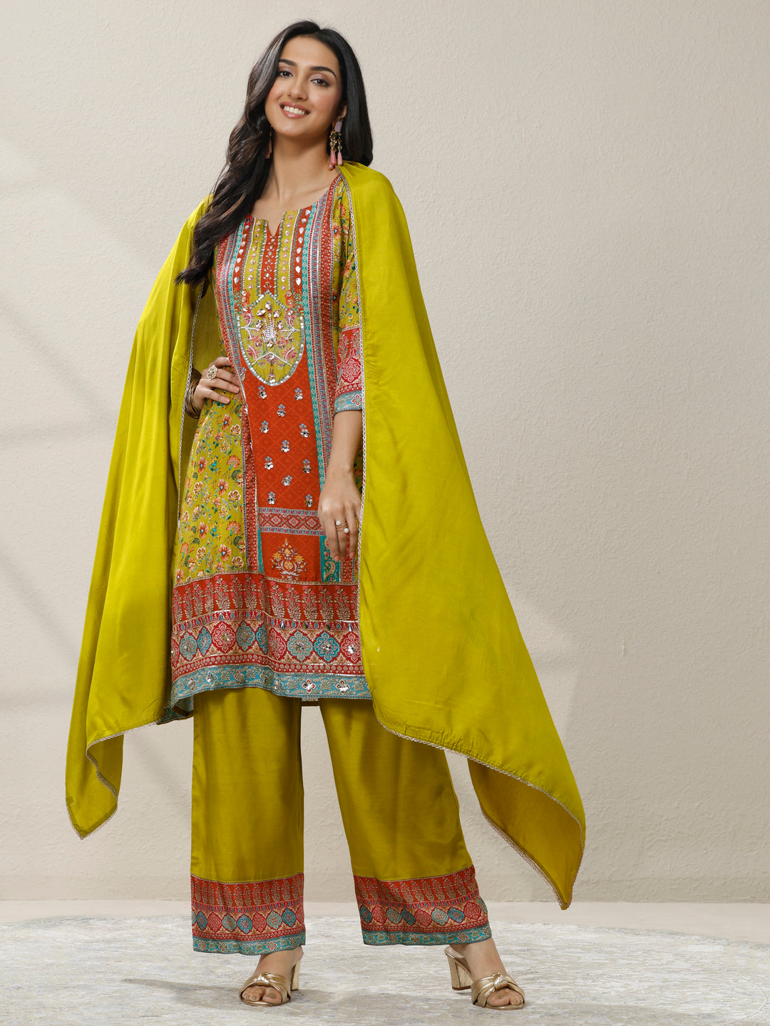 Green Printed Silk Blend A-Line Suit Set With Dupatta