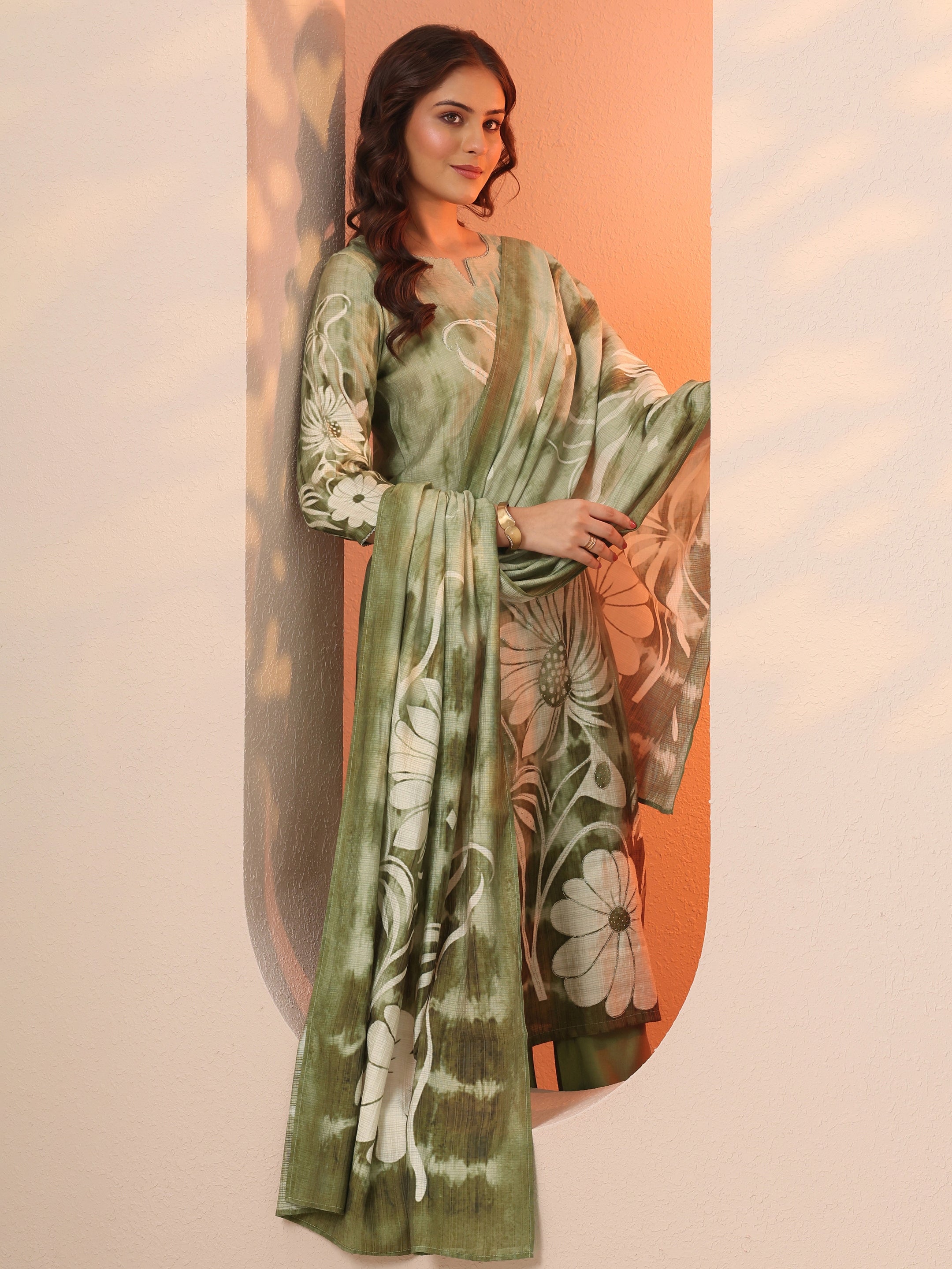 libas Green Printed Silk Blend Straight Suit Set With Dupatta-picture-22