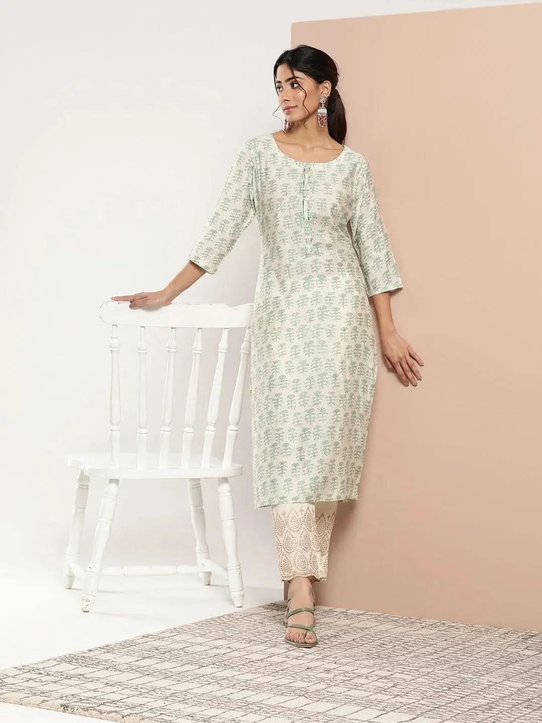

Green Printed Silk Straight Kurta