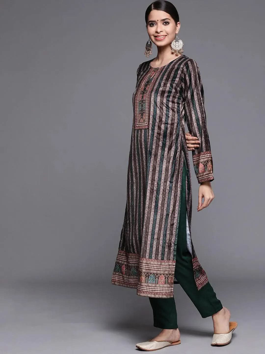 

Buy Green Printed Velvet Suit Set - 20355O- | Libas Ethnic Wear Online