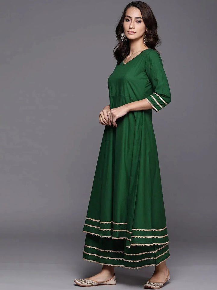 Green Solid Cotton Suit Set - Libas